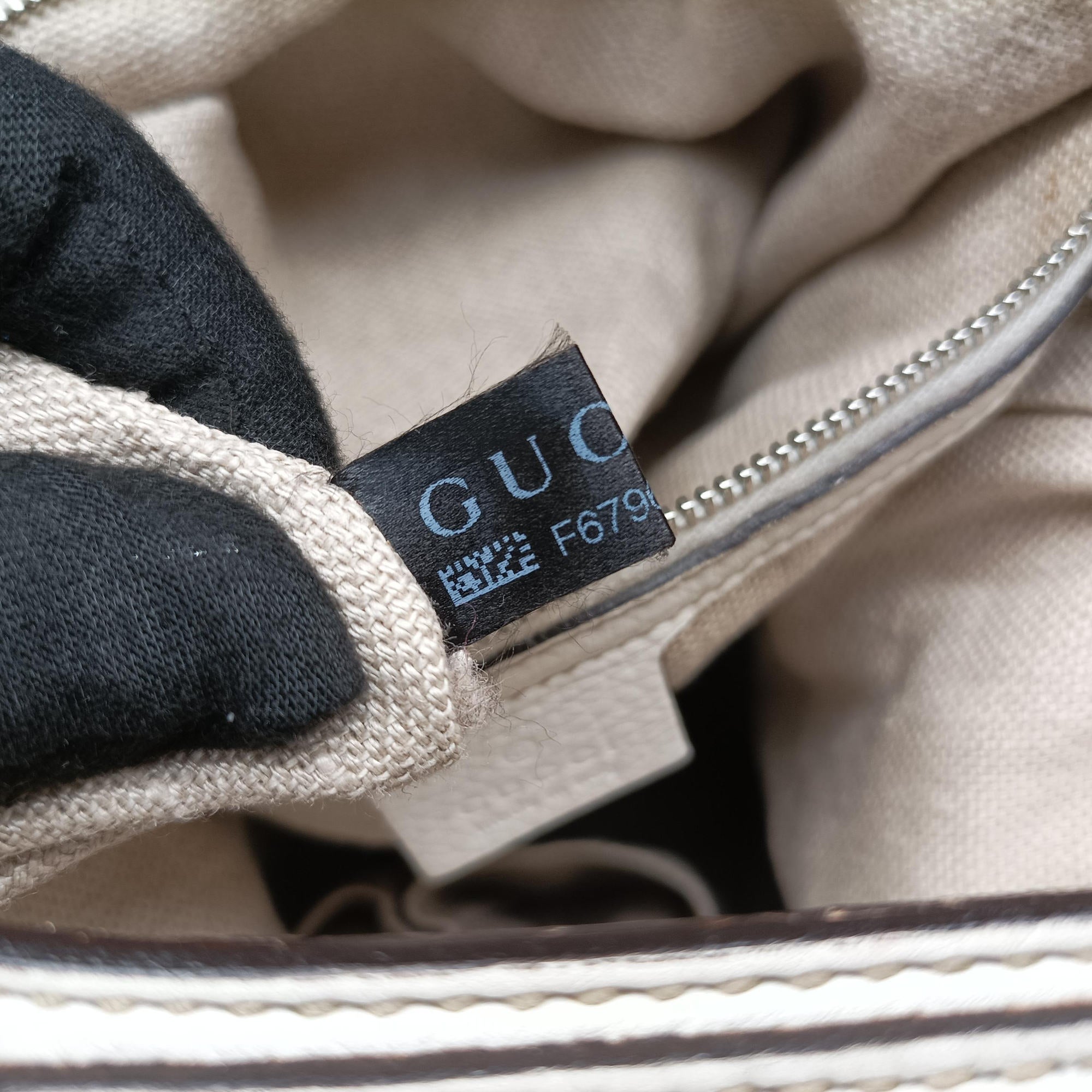 Pre-owned Gucci GG Hobo Brown canvas 232950 shoulderbag | stylenewstar