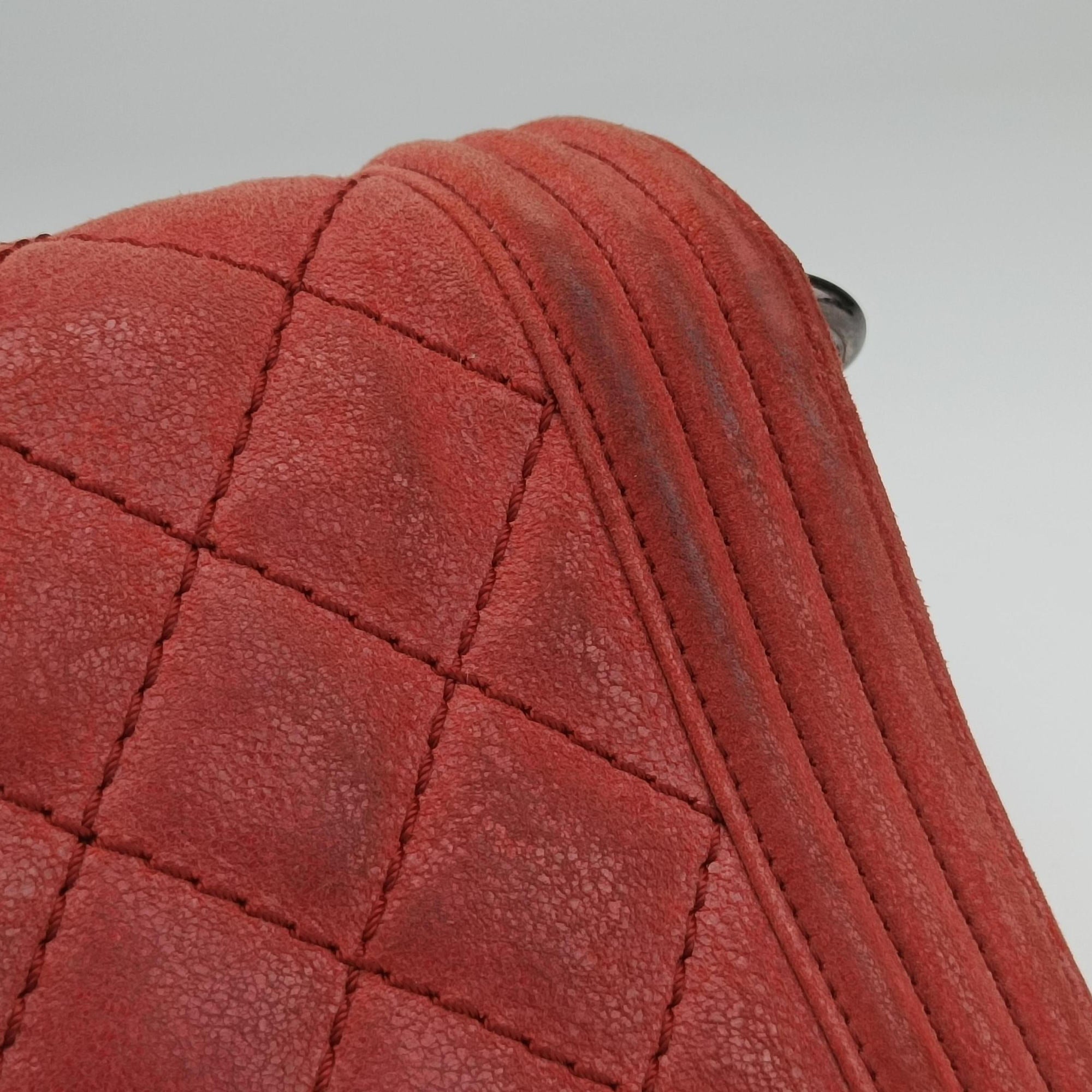 Pre-owned Chanel BOY CHANEL Red Leather A67952 shoulderbag | stylenewstar