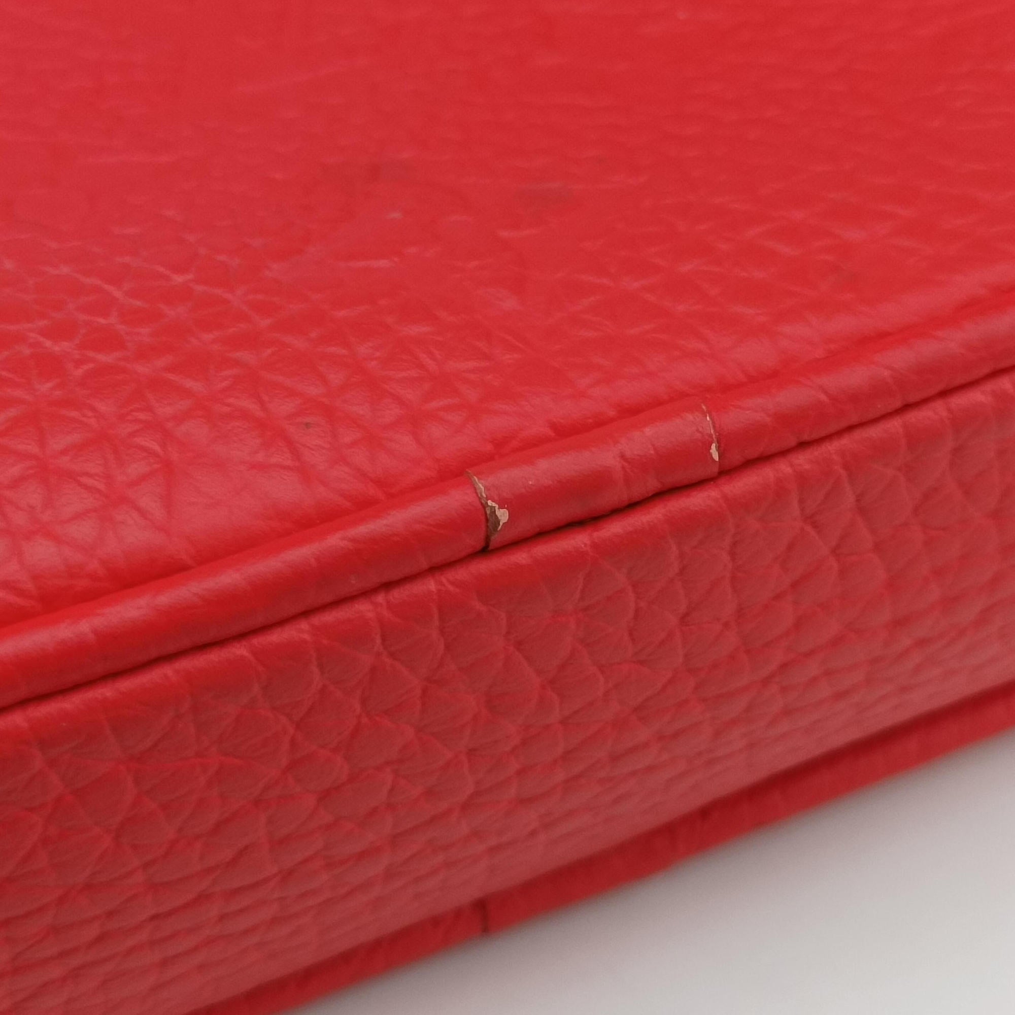 Vintage Louis Vuitton Pochette Volga Red Monogram Empreinte M53555 clutchbag | stylenewstar