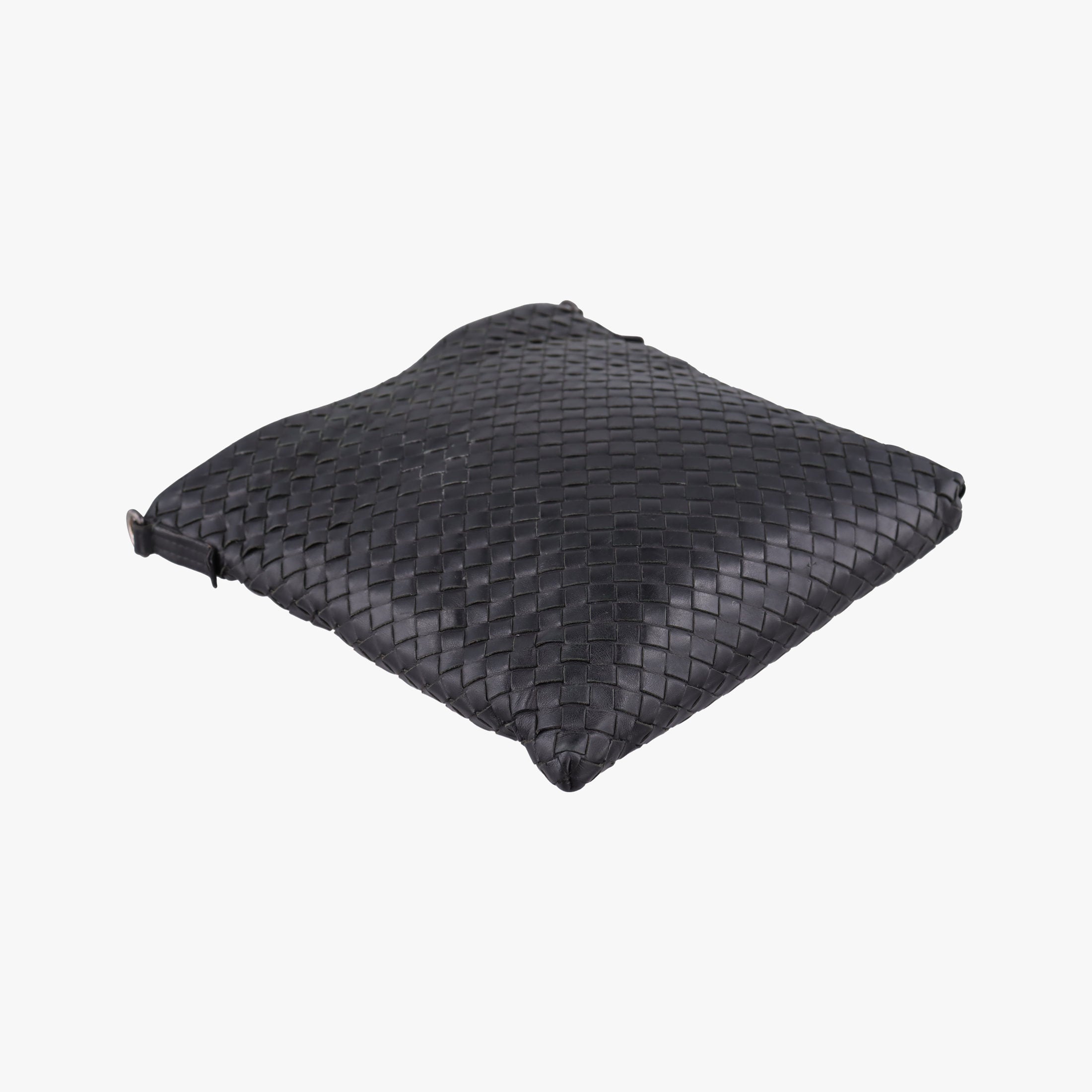 Pre-owned Bottega Veneta Intrecciato Black lambskin  shoulderbag | stylenewstar