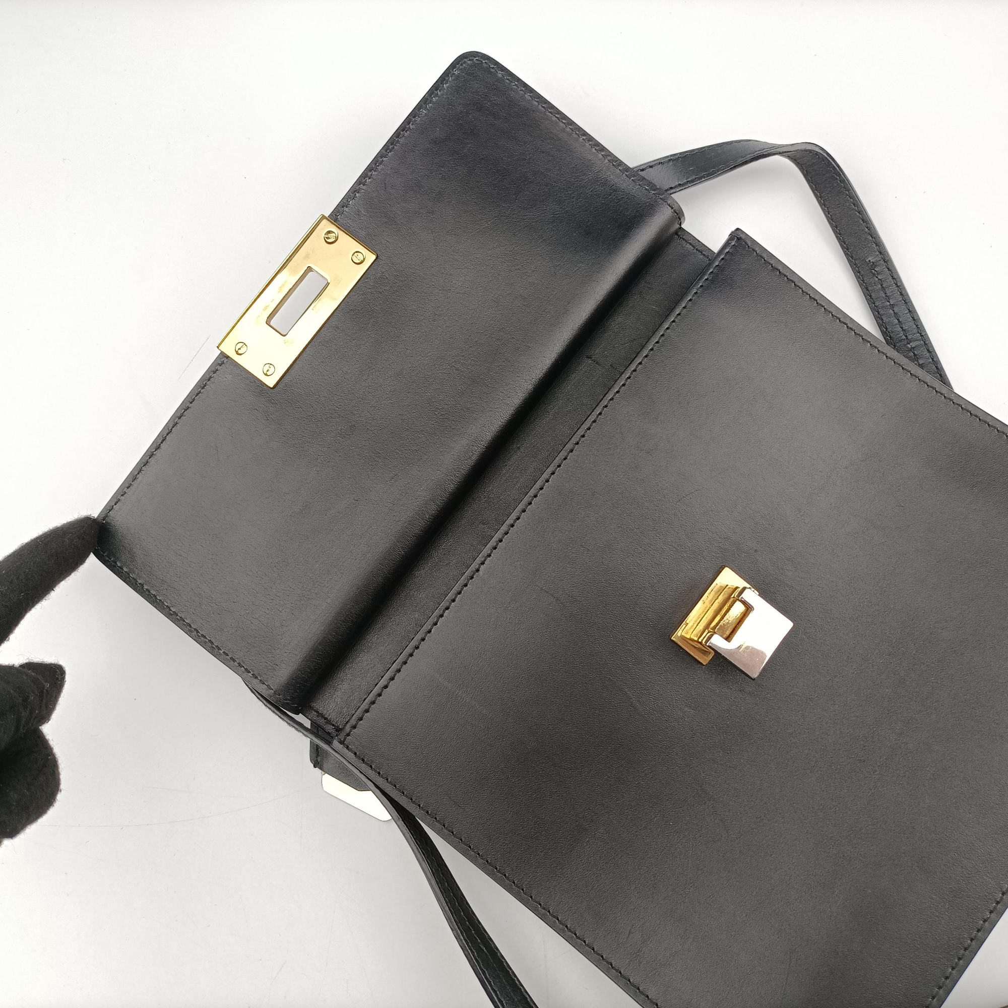 Pre-owned Balenciaga Le Dix Cartable Black leather  shoulderbag | stylenewstar