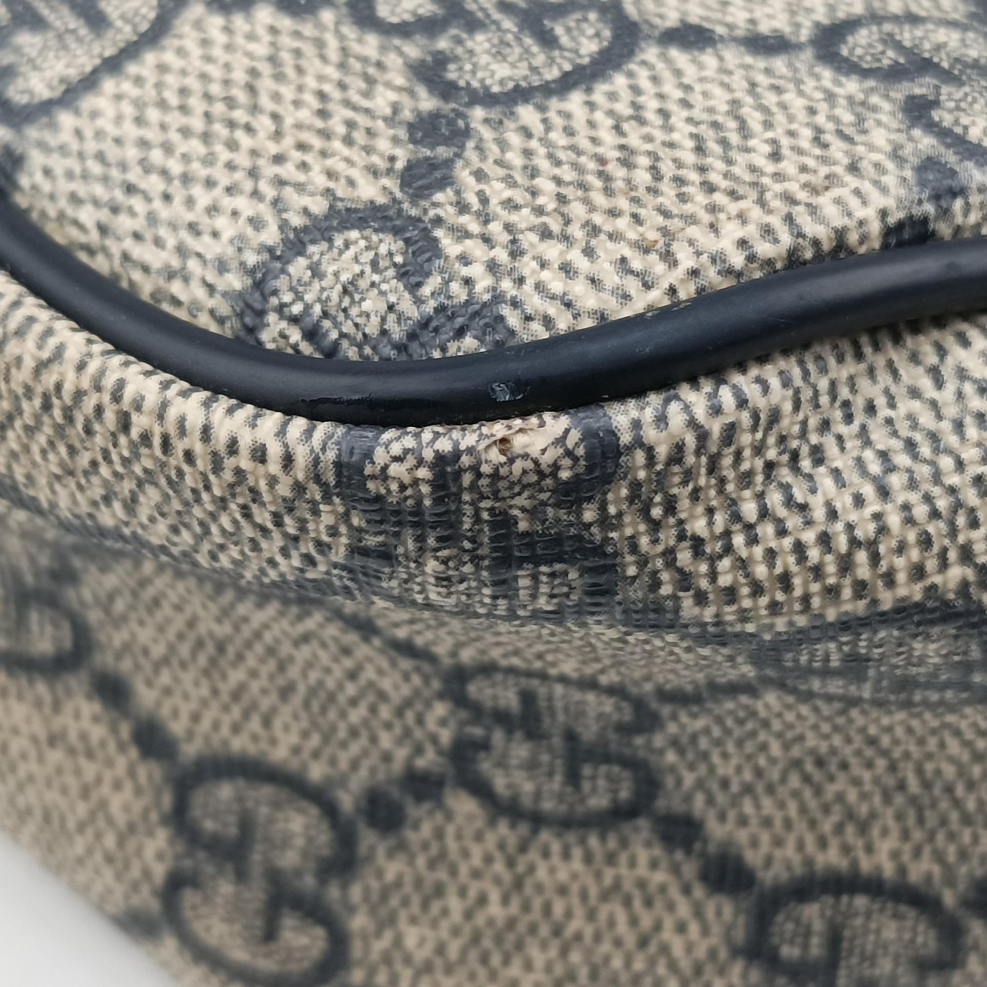 Pre-owned Gucci GG Supreme Messenger Beige × Navy PVC coated canvas×leather 201448 shoulderbag | stylenewstar