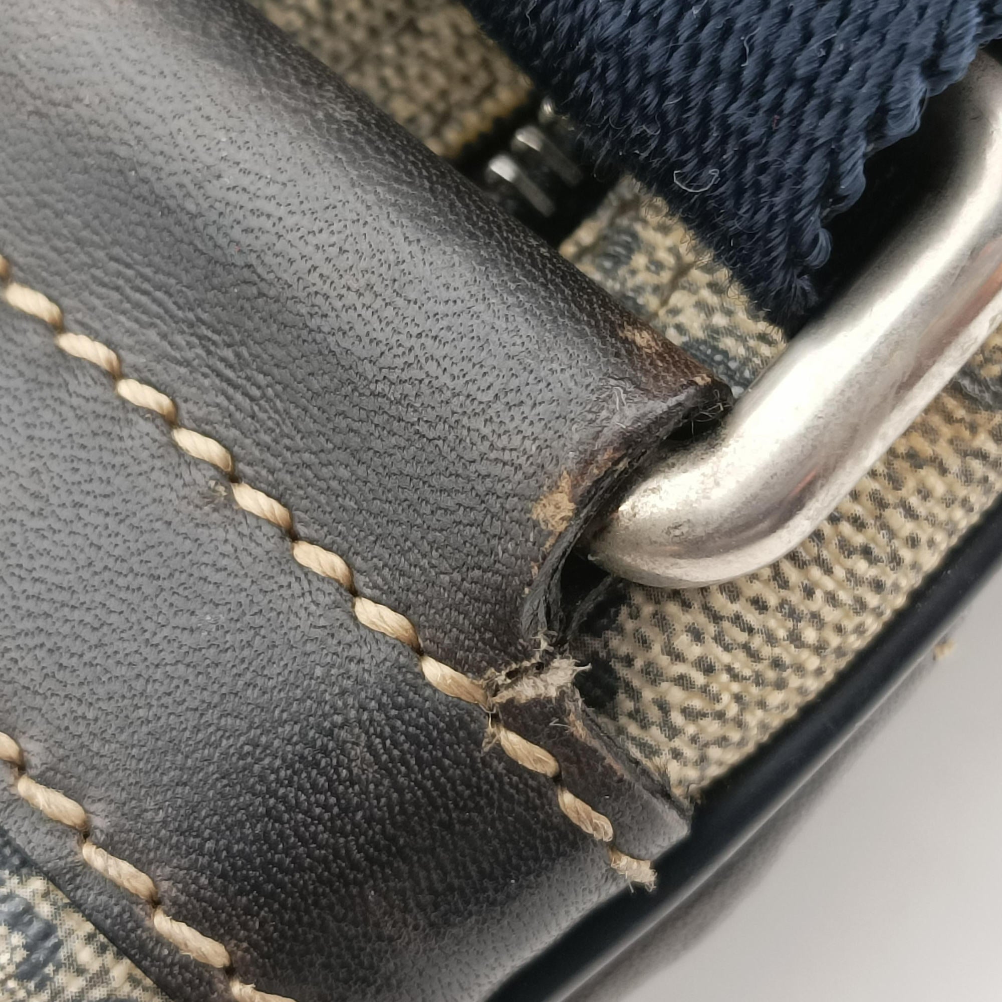 Pre-owned Gucci GG Supreme Messenger Beige × Navy PVC coated canvas×leather 201448 shoulderbag | stylenewstar