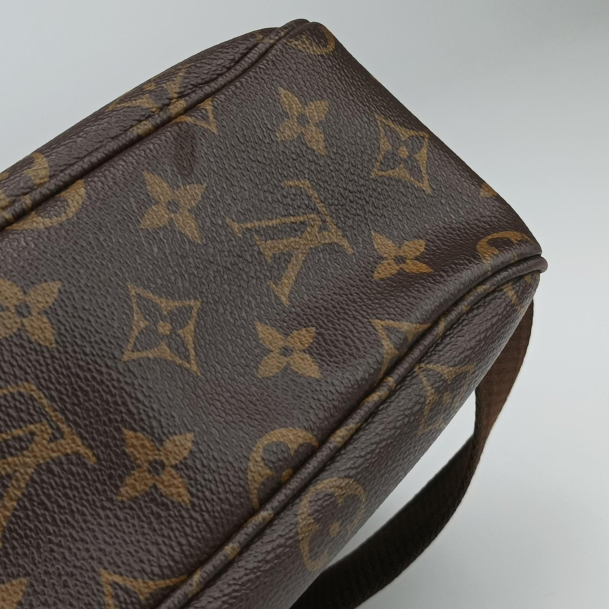 Pre-owned Louis Vuitton Sac Bosphore brown Monogram Canvas M40043 shoulderbag | stylenewstar