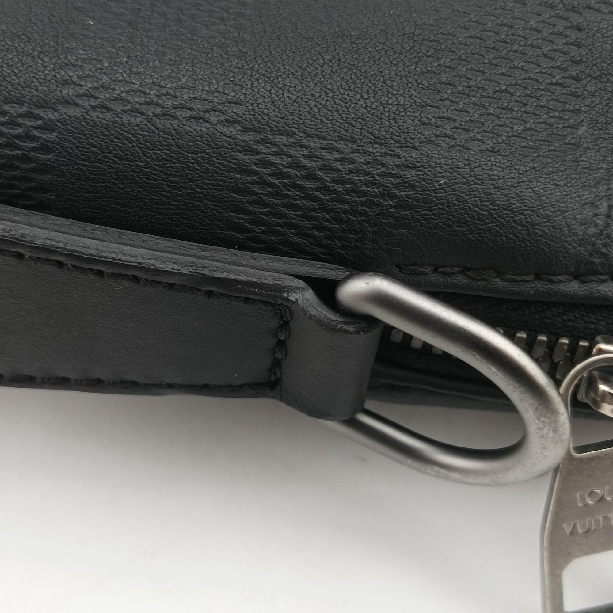 Pre-owned Louis Vuitton Porte Documents Jour Noir Damier Graphite N48224 handbag | stylenewstar