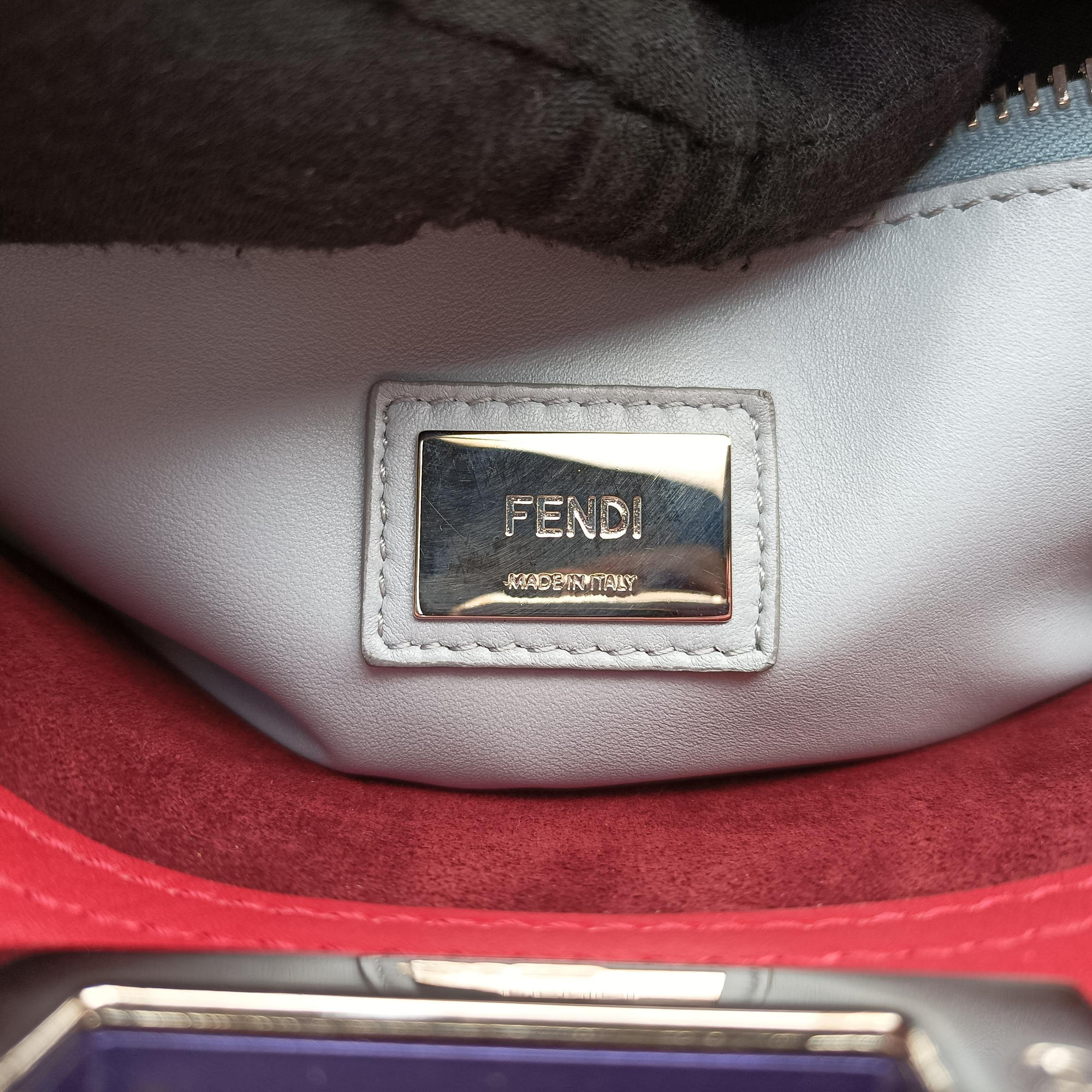 Pre-owned Fendi PEEKABOO MEDIUM Red Leather 8BN290 shoulderbag | stylenewstar