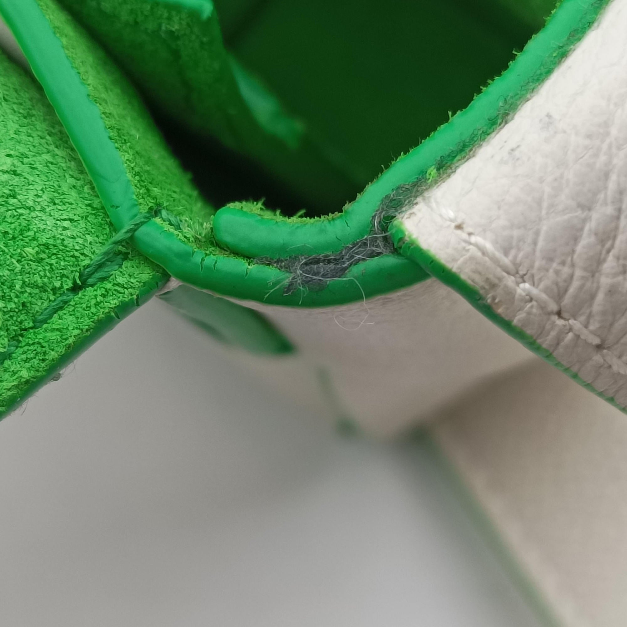 Pre-owned Bottega Veneta candy cassette White×green Leather  shoulderbag | stylenewstar