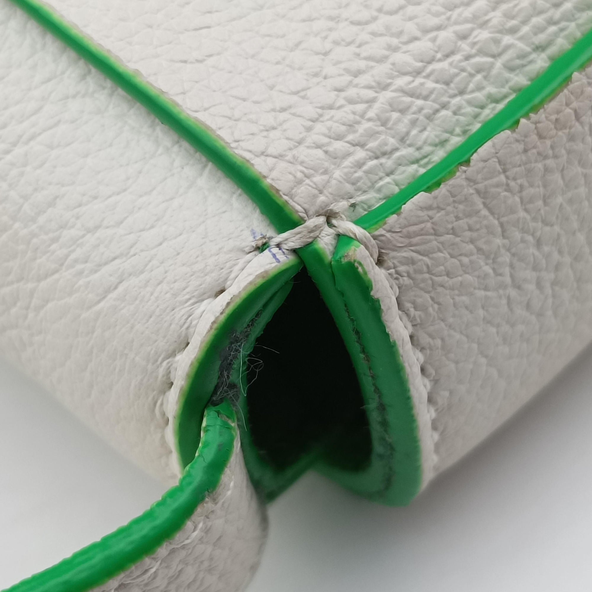 Pre-owned Bottega Veneta candy cassette White×green Leather  shoulderbag | stylenewstar