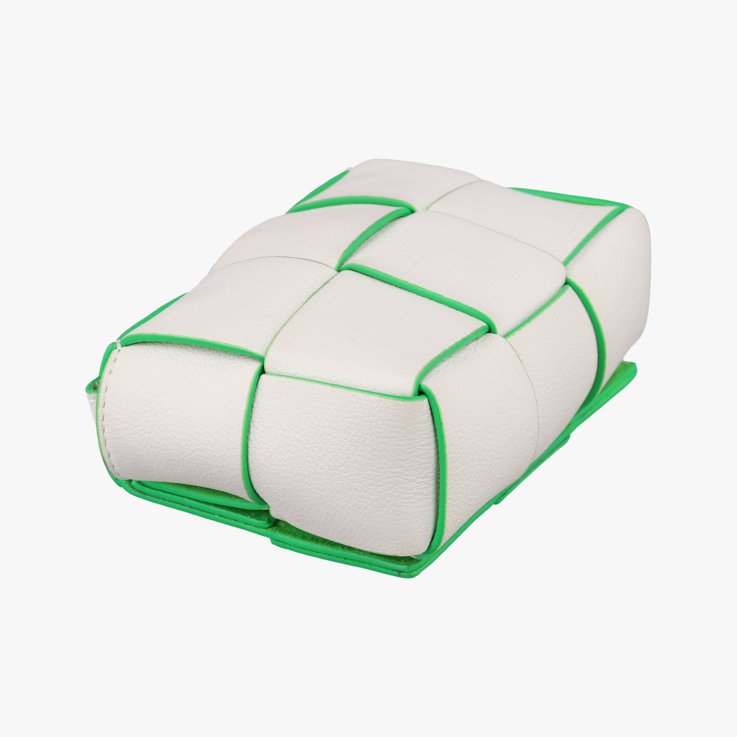 Pre-owned Bottega Veneta candy cassette White×green Leather  shoulderbag | stylenewstar
