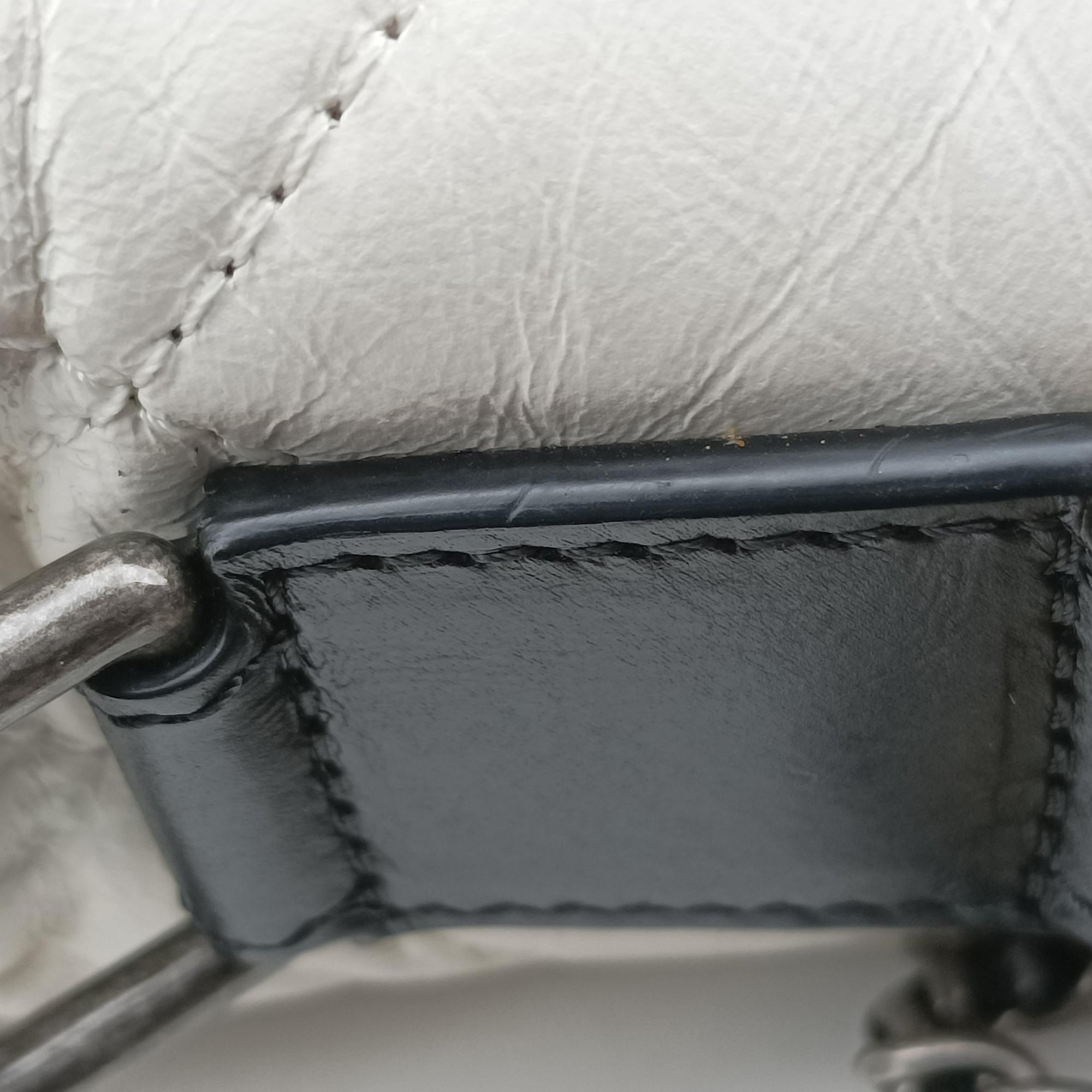 Pre-owned Chanel GABRIELLE Black×white lambskin A93824 shoulderbag | stylenewstar