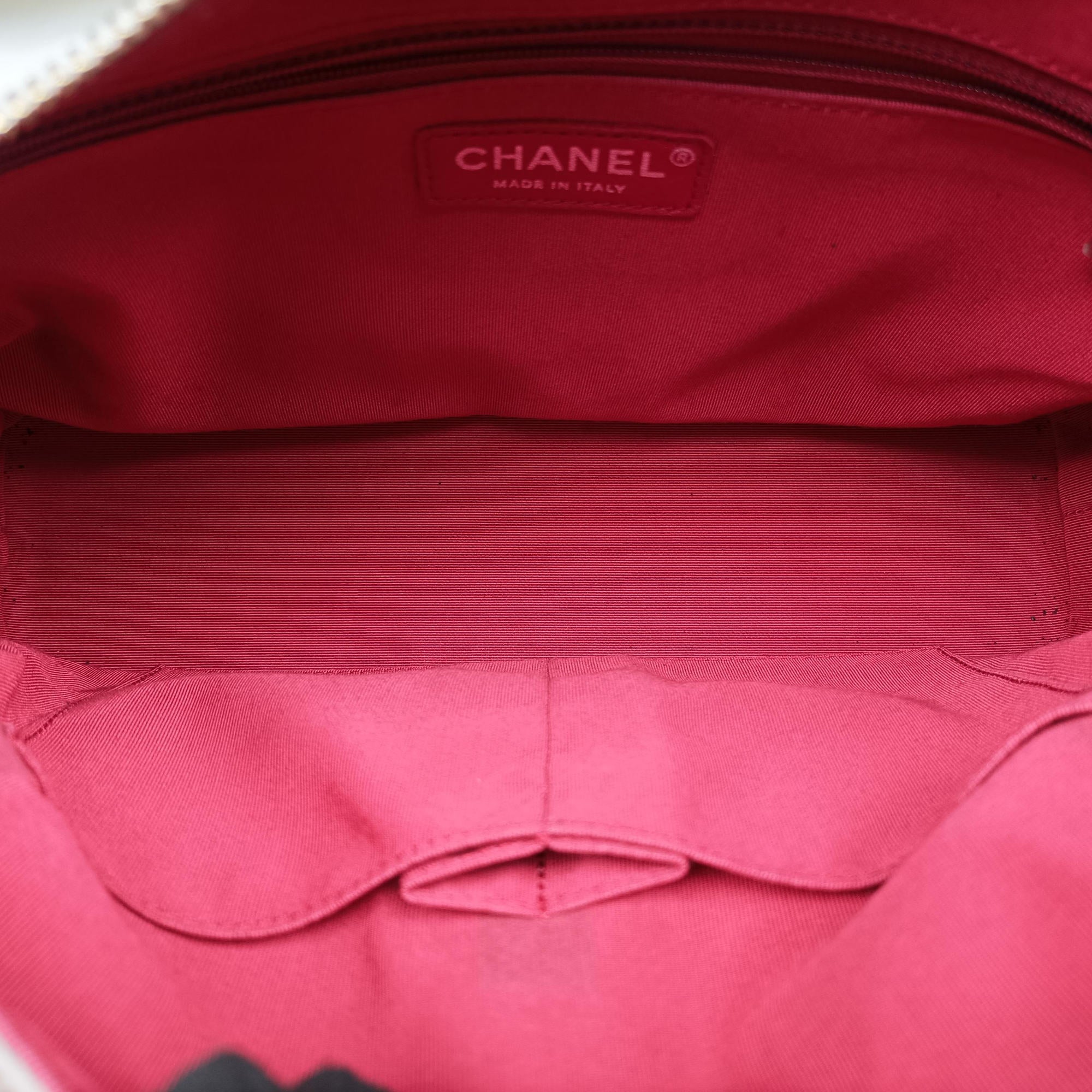 Pre-owned Chanel GABRIELLE Black×white lambskin A93824 shoulderbag | stylenewstar