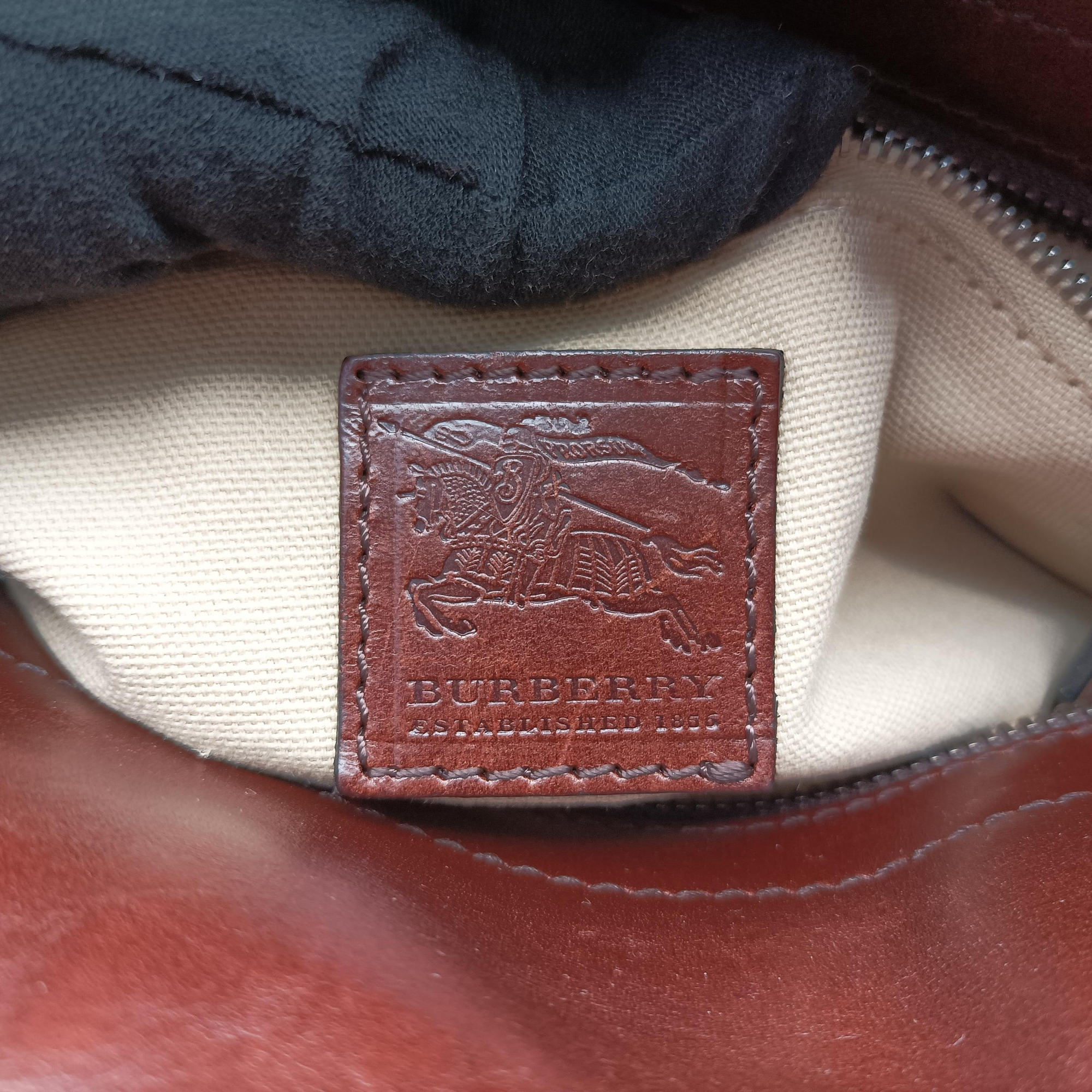 Secondhand Burberry Beat Check Brown × Beige × Black Canvas × Leather  shoulderbag | stylenewstar