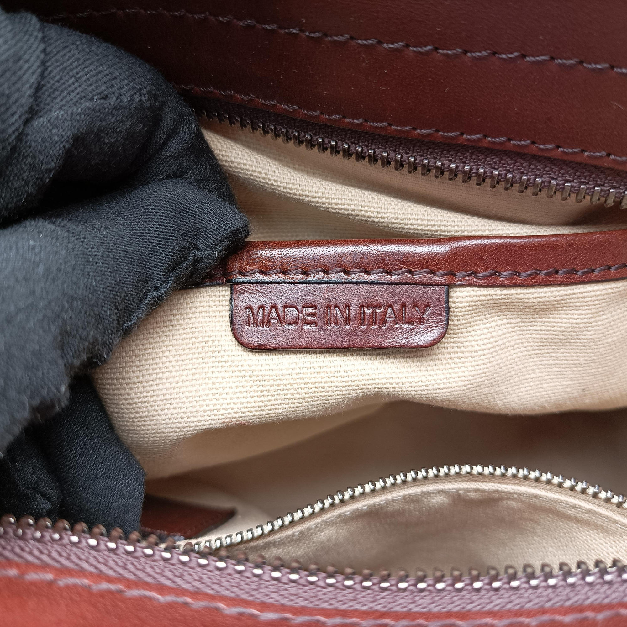 Secondhand Burberry Beat Check Brown × Beige × Black Canvas × Leather  shoulderbag | stylenewstar