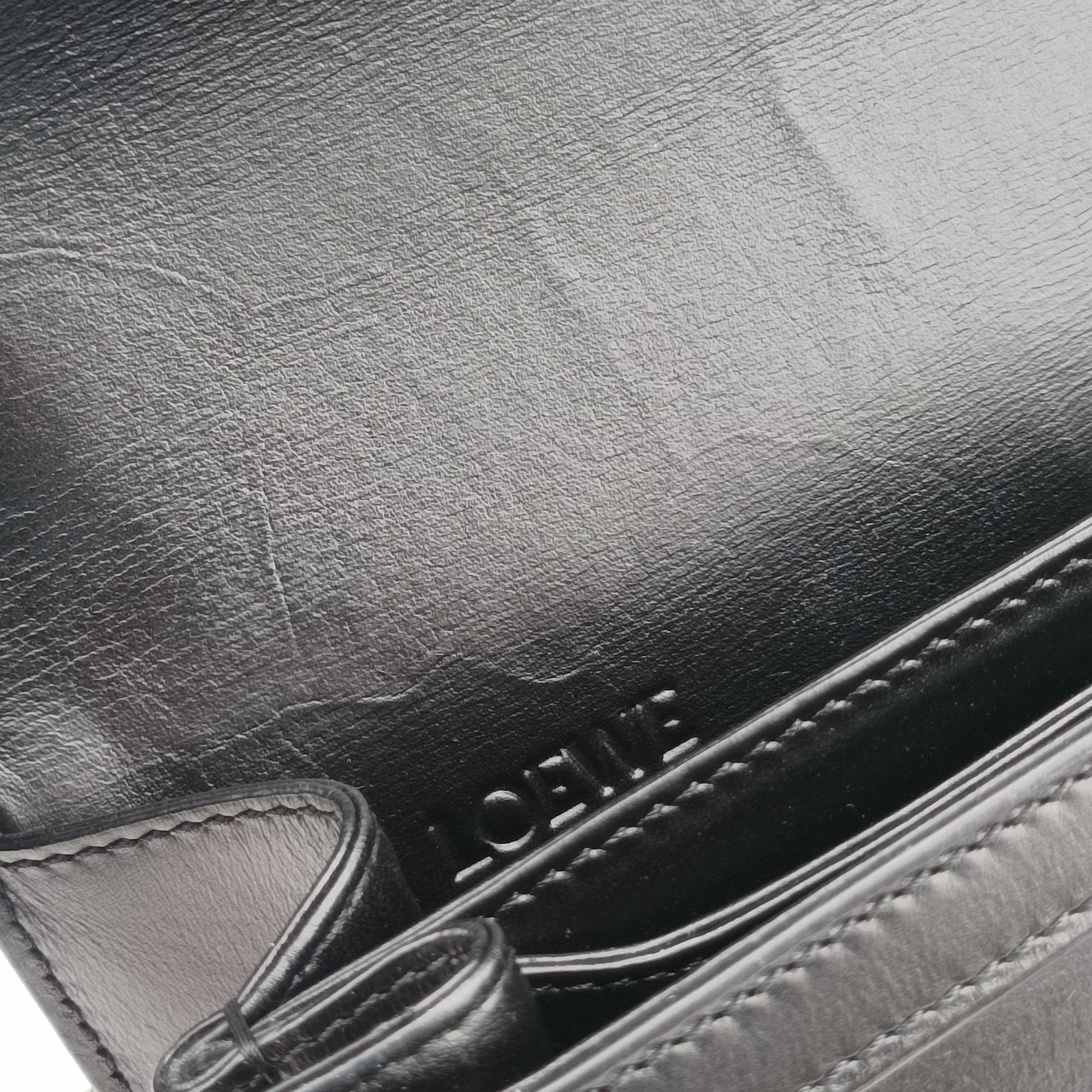 Pre-owned Loewe Barcelona Black Leather  shoulderbag | stylenewstar