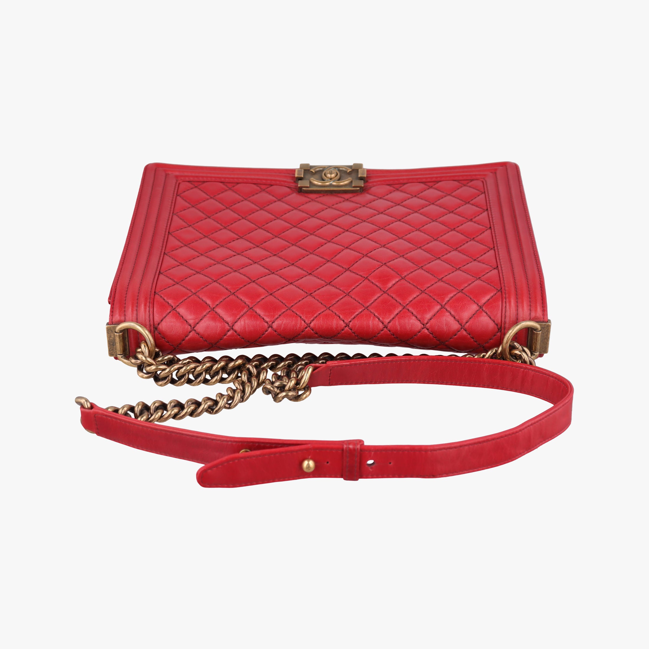 Pre-owned Chanel BOY CHANEL Red lambskin A67087 shoulderbag | stylenewstar