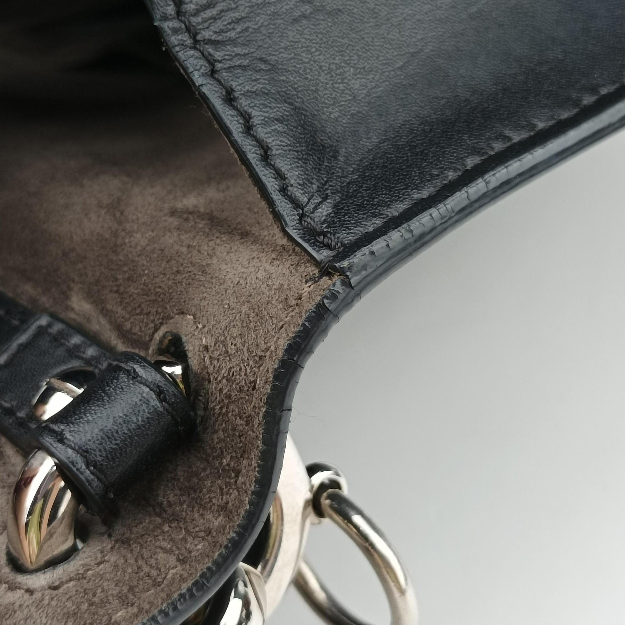 Pre-owned Fendi Monster Kan I Black Leather 8BT203 shoulderbag | stylenewstar