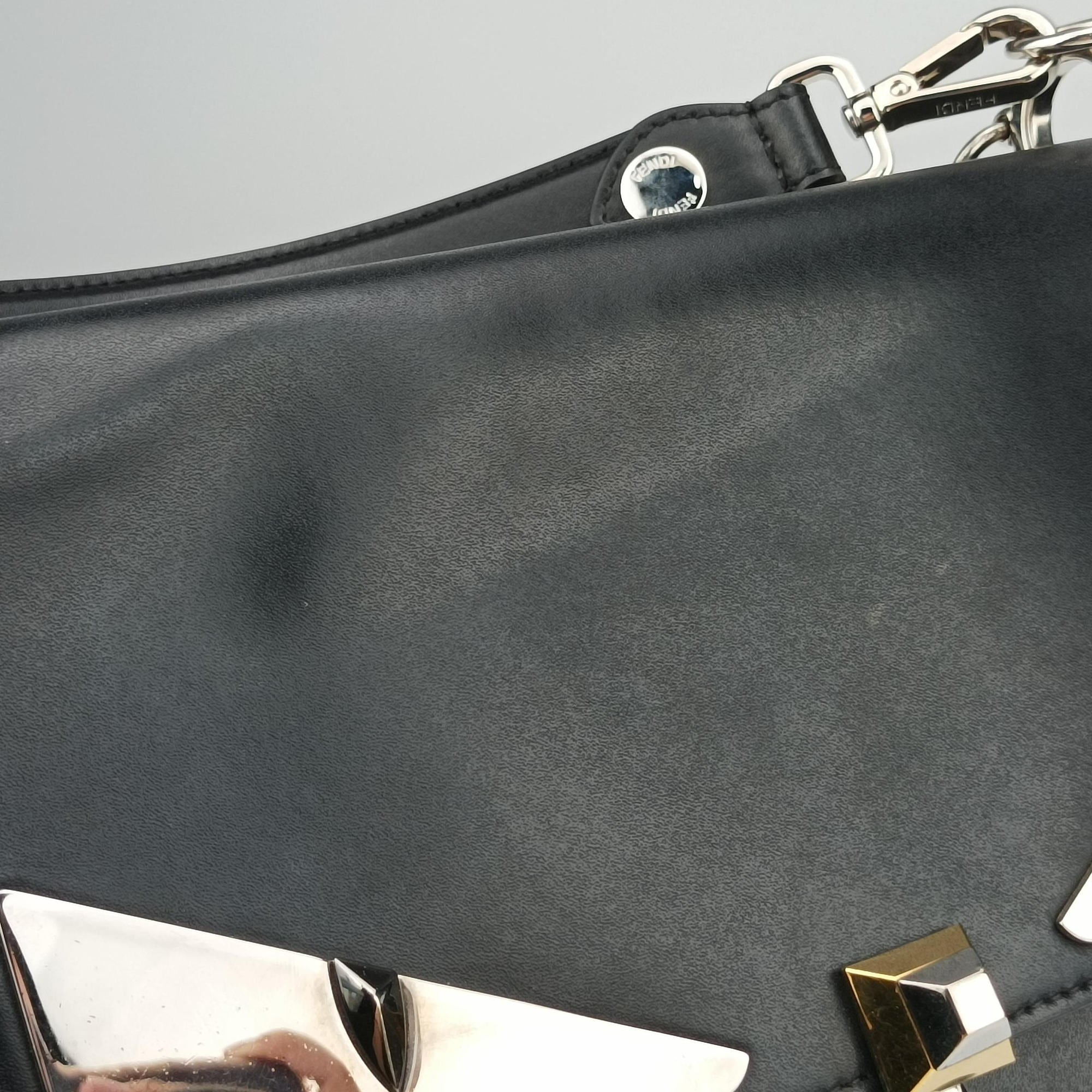 Pre-owned Fendi Monster Kan I Black Leather 8BT203 shoulderbag | stylenewstar