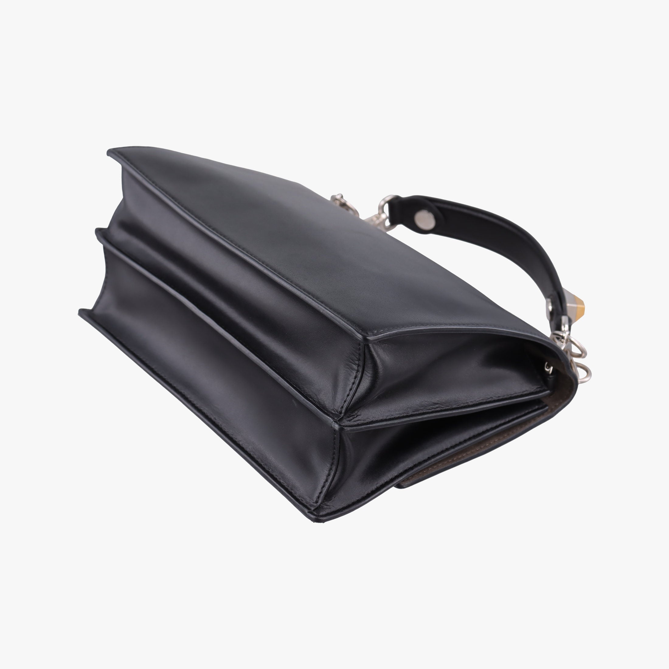 Pre-owned Fendi Monster Kan I Black Leather 8BT203 shoulderbag | stylenewstar