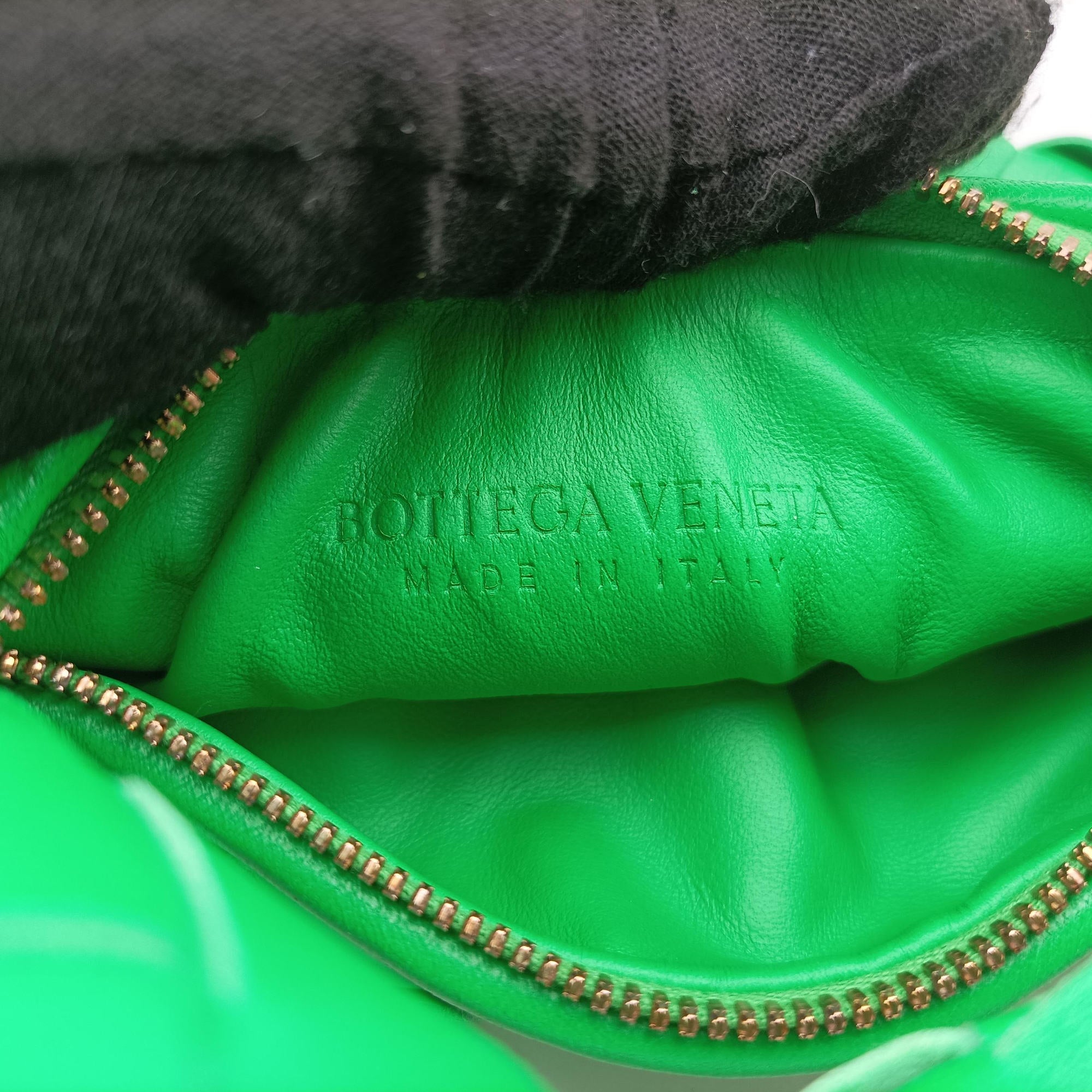 Secondhand Bottega Veneta The Jodie Green lambskin  handbag | stylenewstar