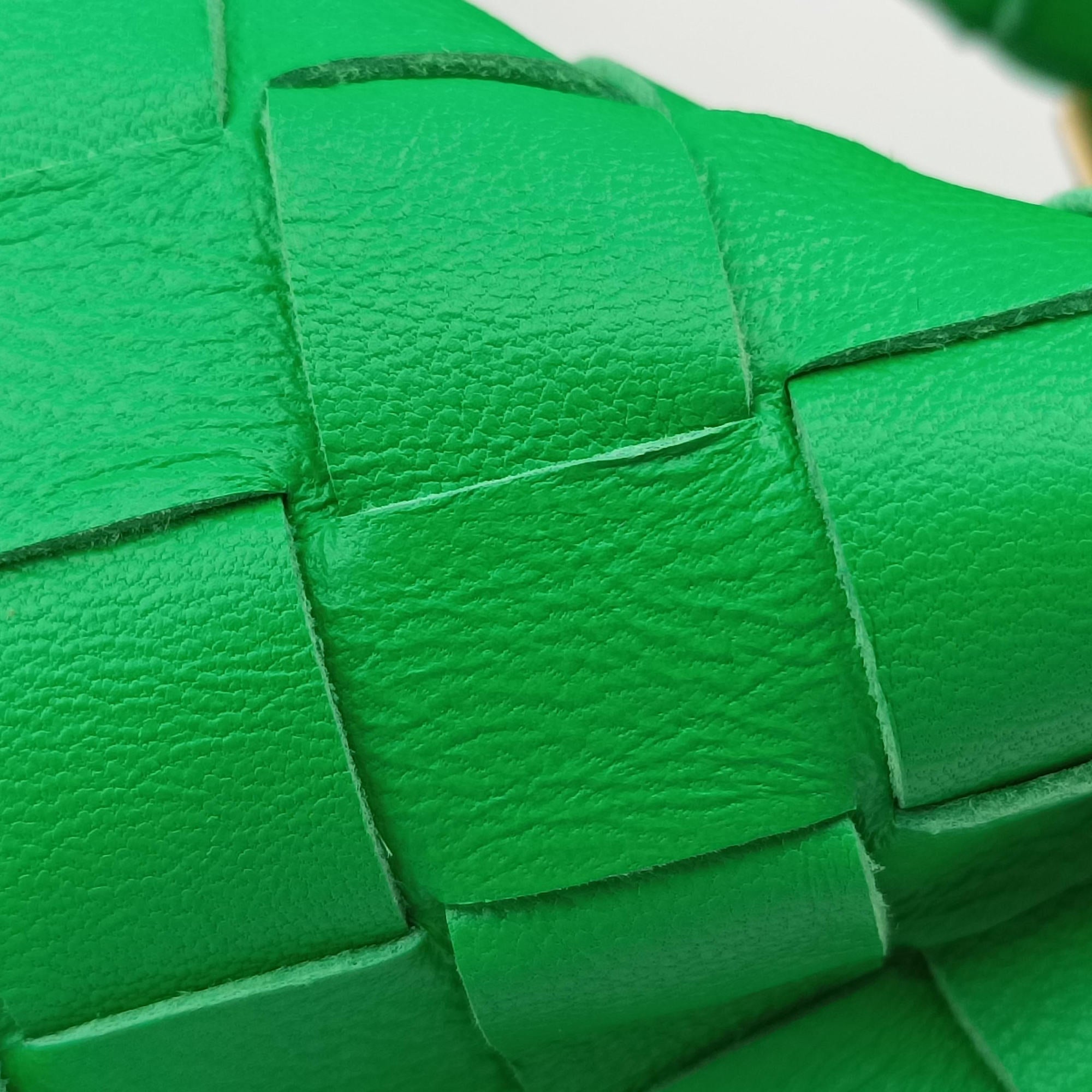 Secondhand Bottega Veneta The Jodie Green lambskin  handbag | stylenewstar