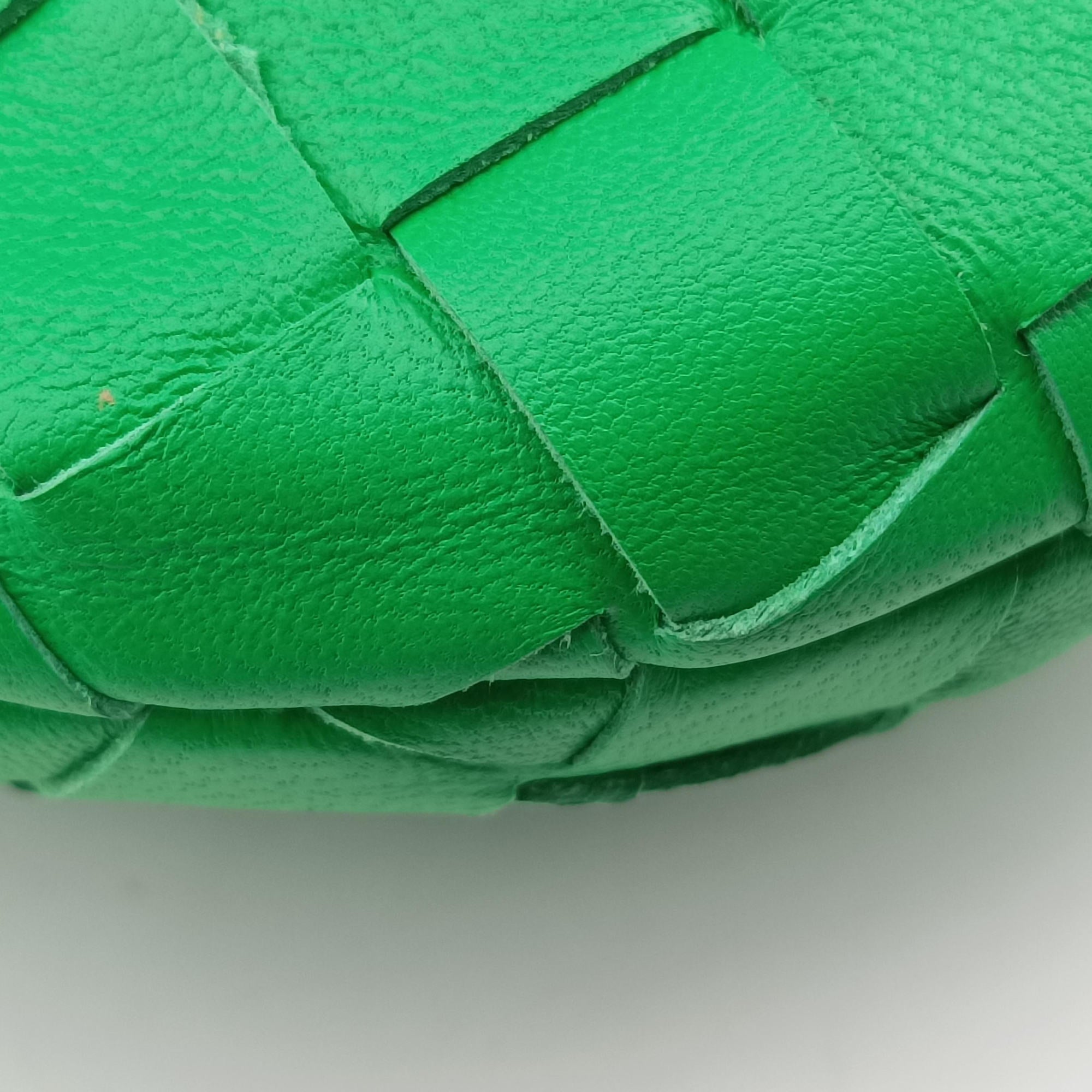 Secondhand Bottega Veneta The Jodie Green lambskin  handbag | stylenewstar