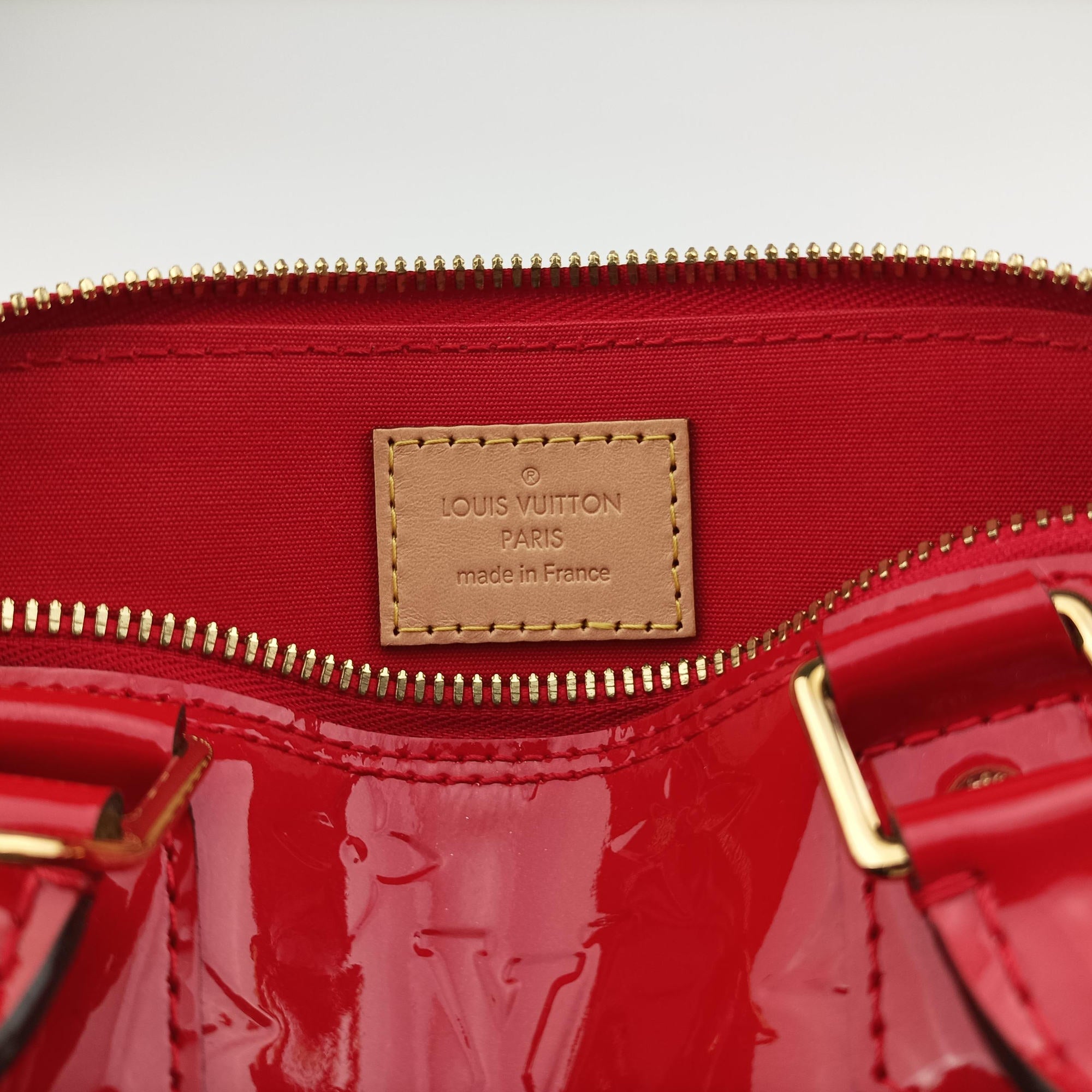 Vintage Louis Vuitton Alma BB CERISE Vernis M90174 shoulderbag | stylenewstar