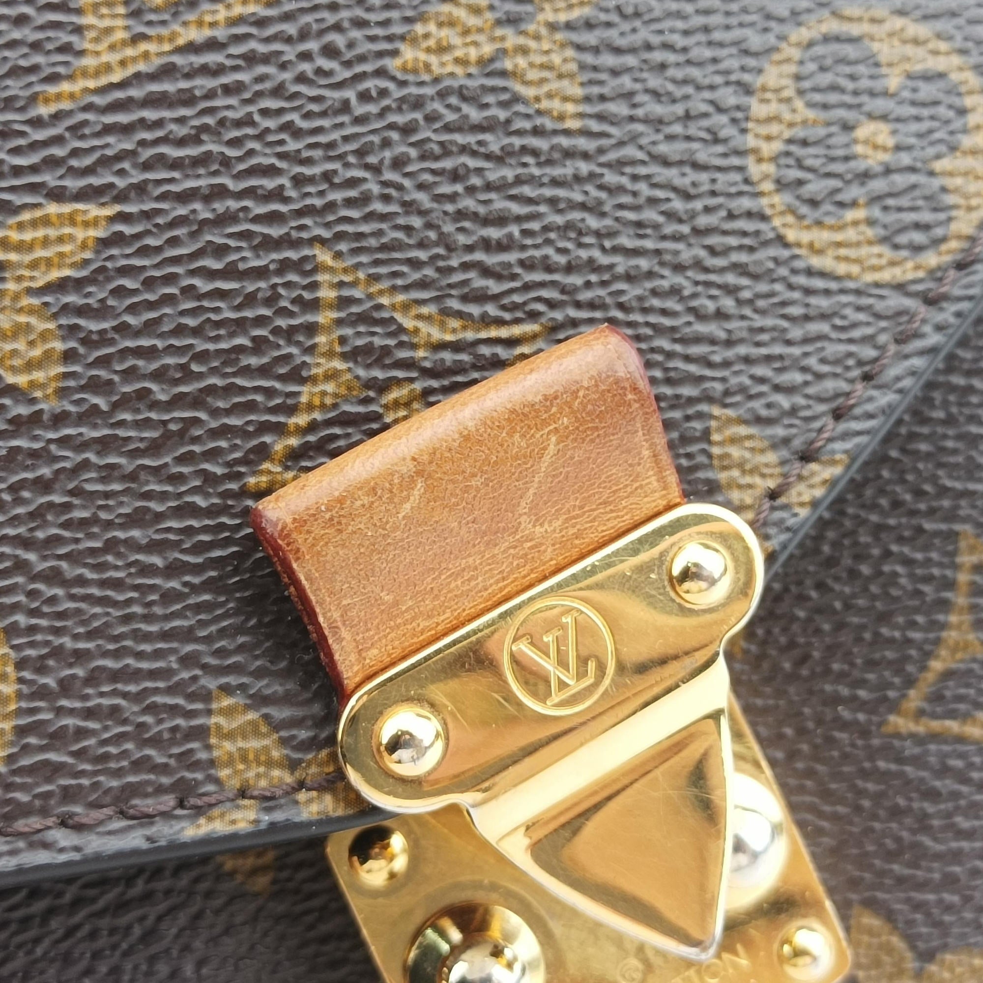 Pre-owned Louis Vuitton Pochette Metis MM Brown Monogram Canvas M44875 shoulderbag | stylenewstar