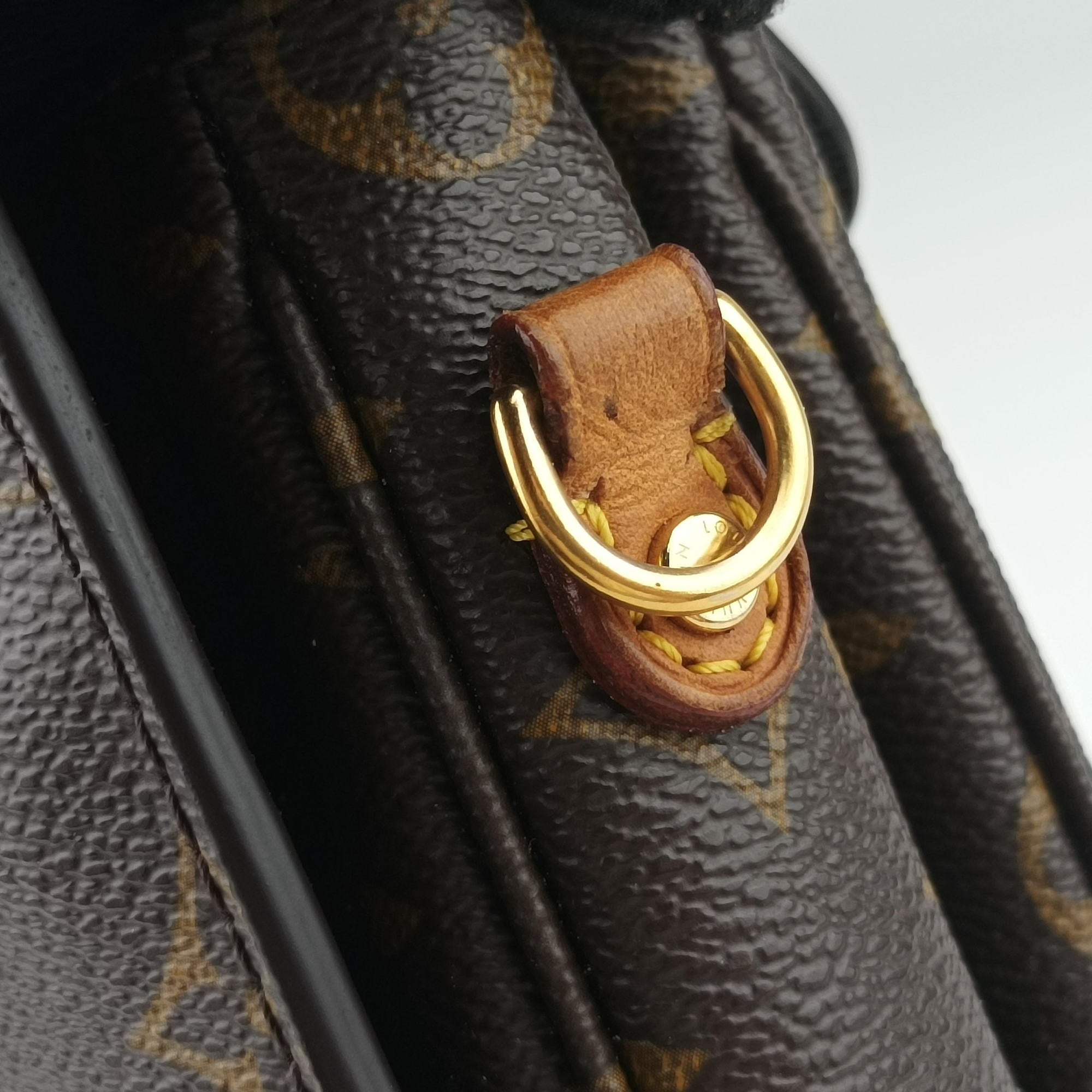 Pre-owned Louis Vuitton Pochette Metis MM Brown Monogram Canvas M44875 shoulderbag | stylenewstar