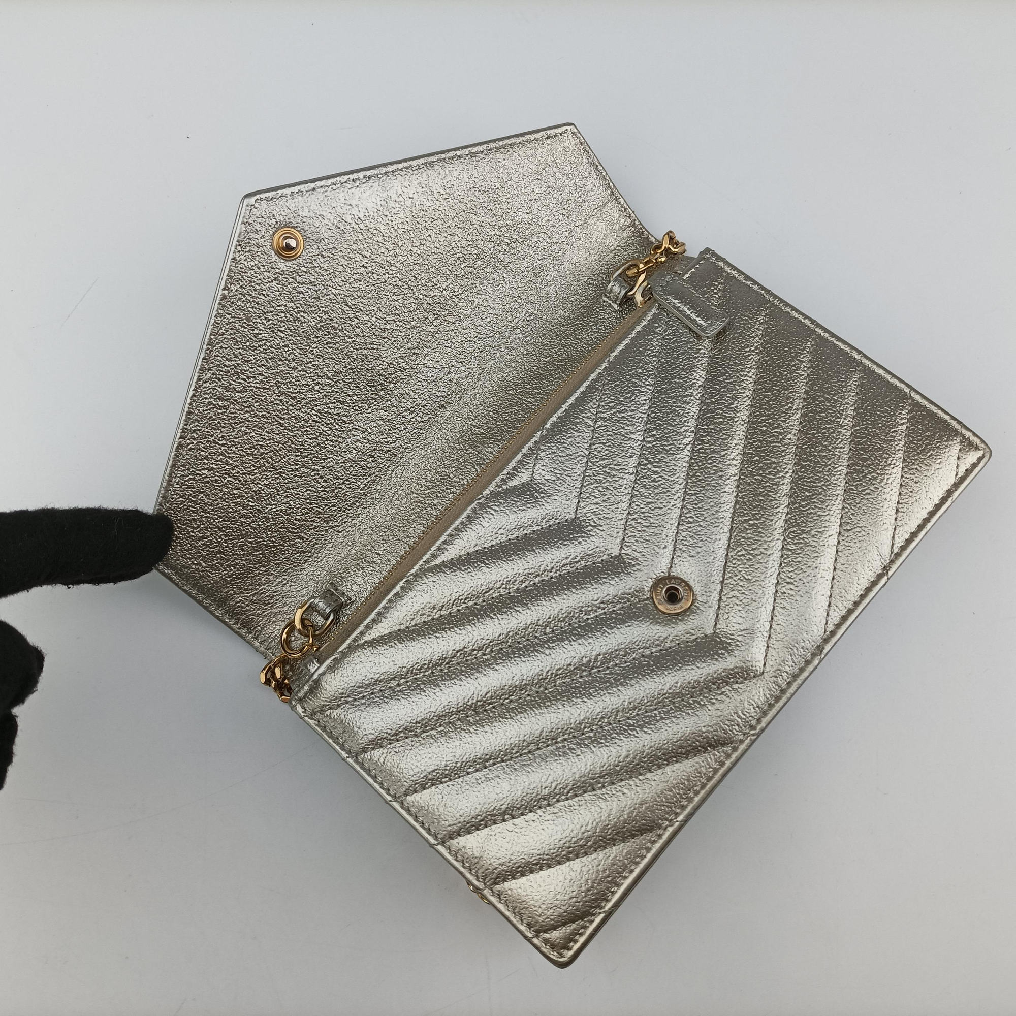 Secondhand Yves Saint Laurent MONOGRAM Golden Leather 393953 shoulderbag | stylenewstar