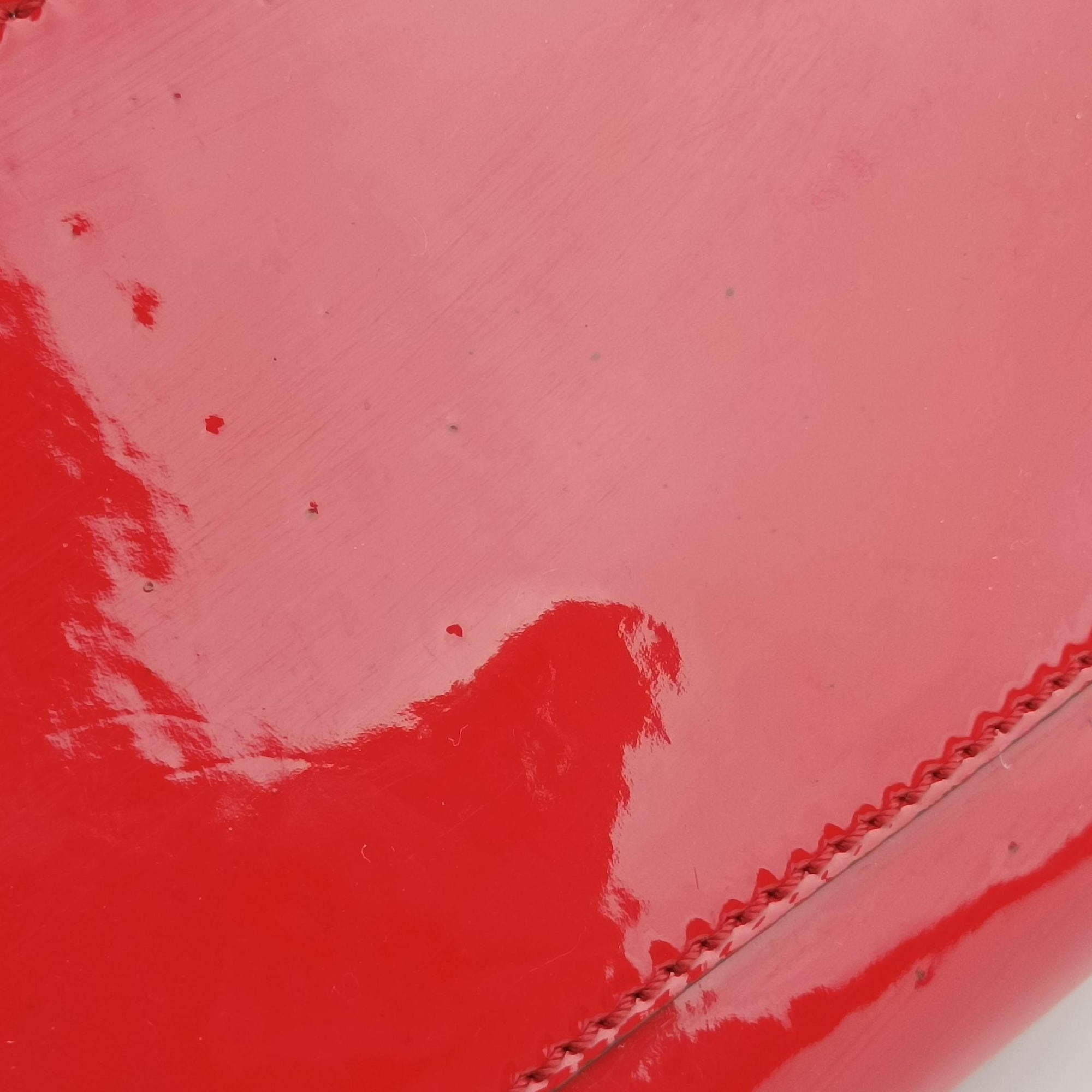 Pre-owned Valentino Rockstud Red Patent Leather  shoulderbag | stylenewstar
