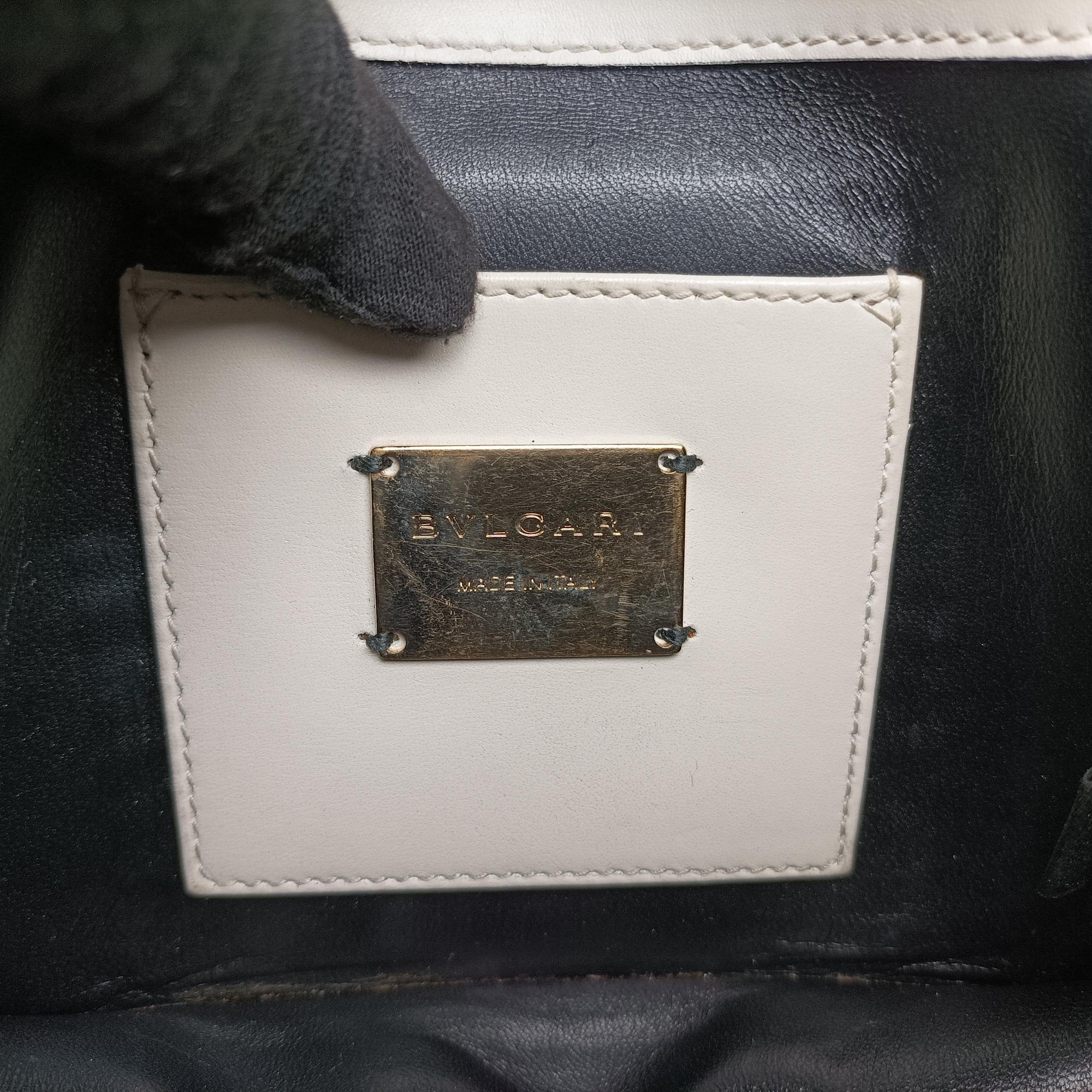 Vintage Bvlgari SERPENTI FOREVER White Leather  shoulderbag | stylenewstar