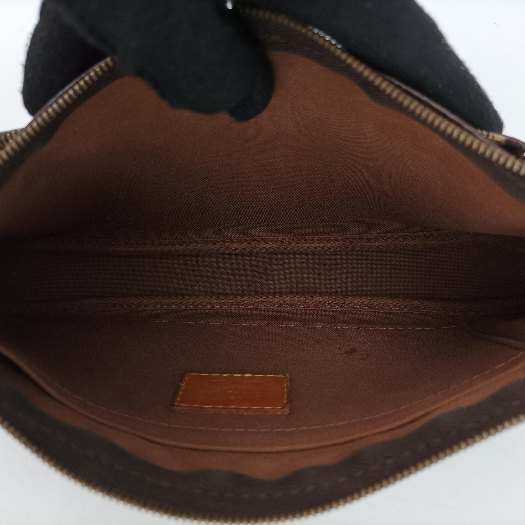 Pre-owned Louis Vuitton Multi Pochette Accessoir brown×khaki Monogram Canvas M44813 shoulderbag | stylenewstar