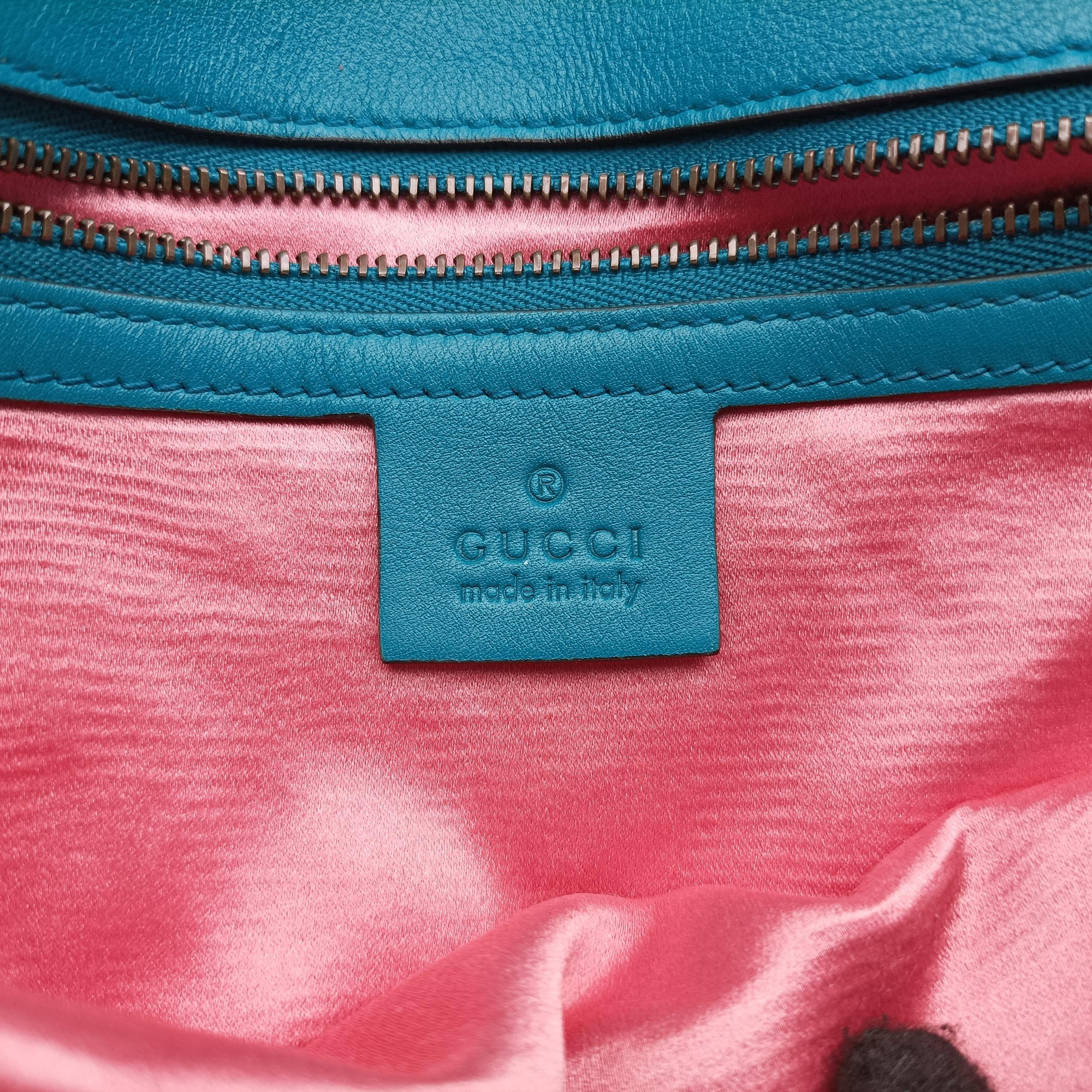 Pre-owned Gucci GG Marmont Blue velour 443497 shoulderbag | stylenewstar