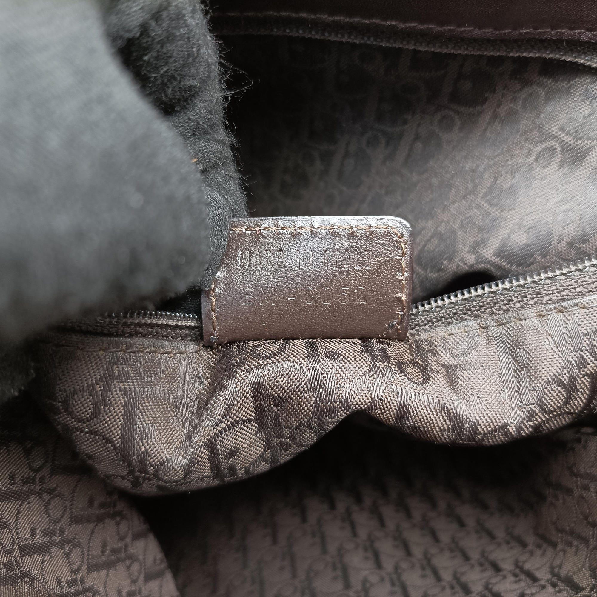 Secondhand Christian Dior Street Chic Brown Leather  shoulderbag | stylenewstar