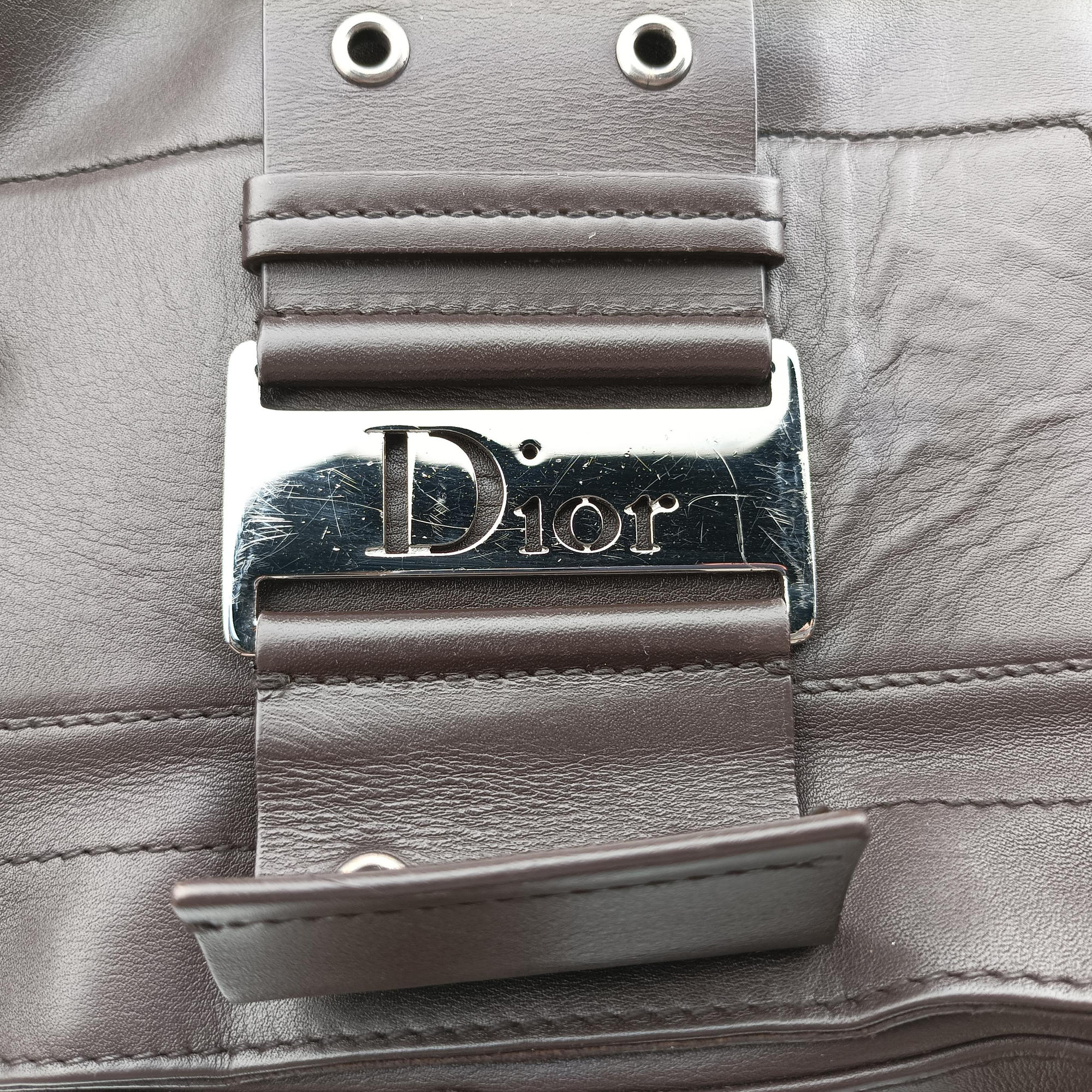 Secondhand Christian Dior Street Chic Brown Leather  shoulderbag | stylenewstar