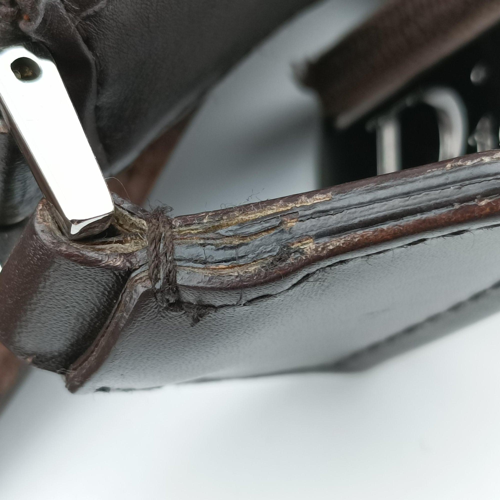 Secondhand Christian Dior Street Chic Brown Leather  shoulderbag | stylenewstar