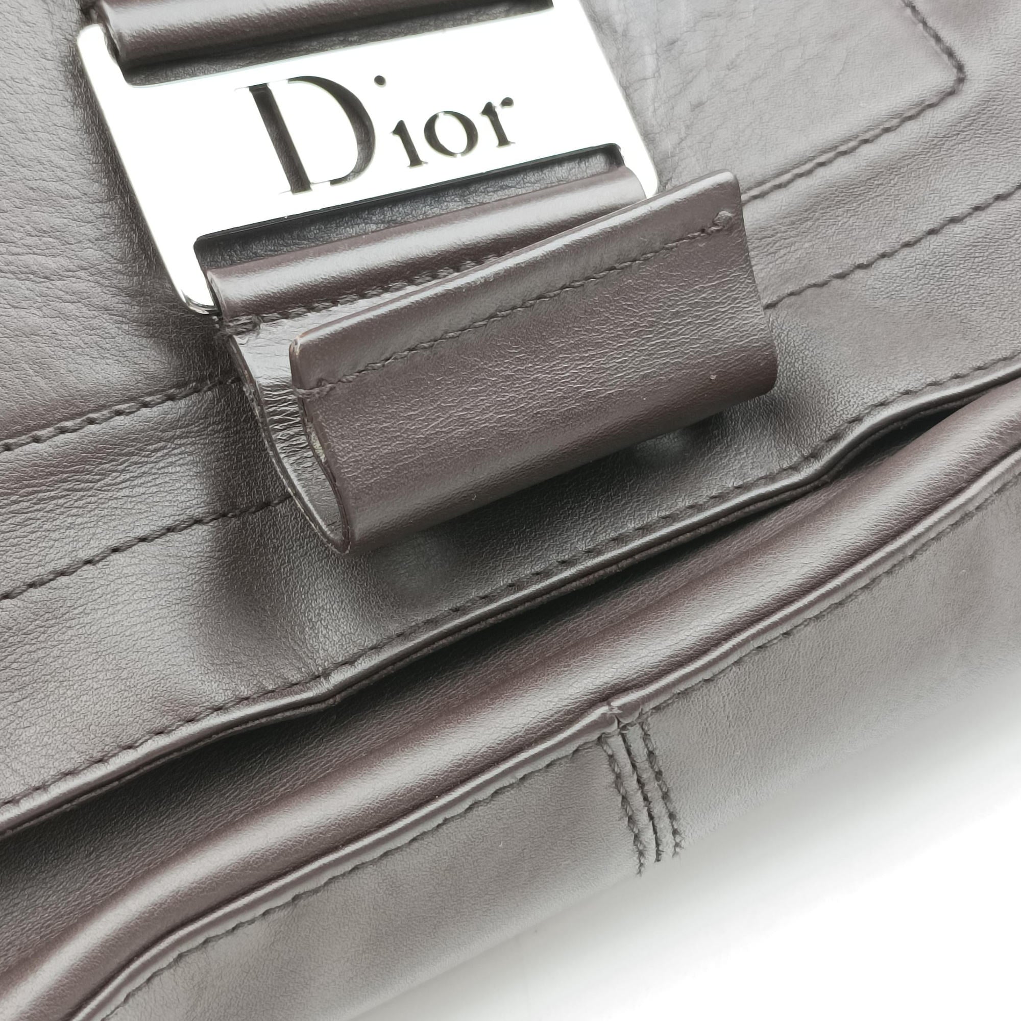 Secondhand Christian Dior Street Chic Brown Leather  shoulderbag | stylenewstar