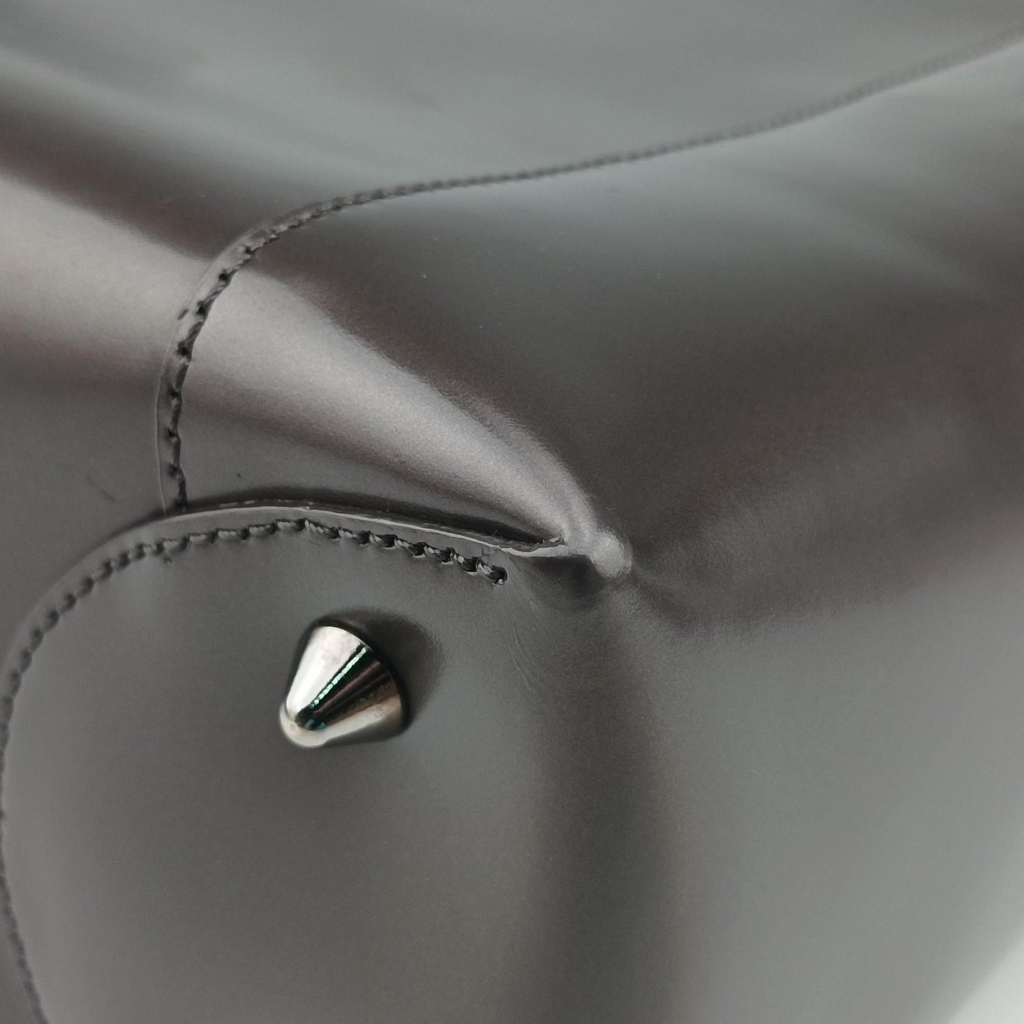 Pre-owned Christian Dior Malice Grey Enamel  handbag | stylenewstar