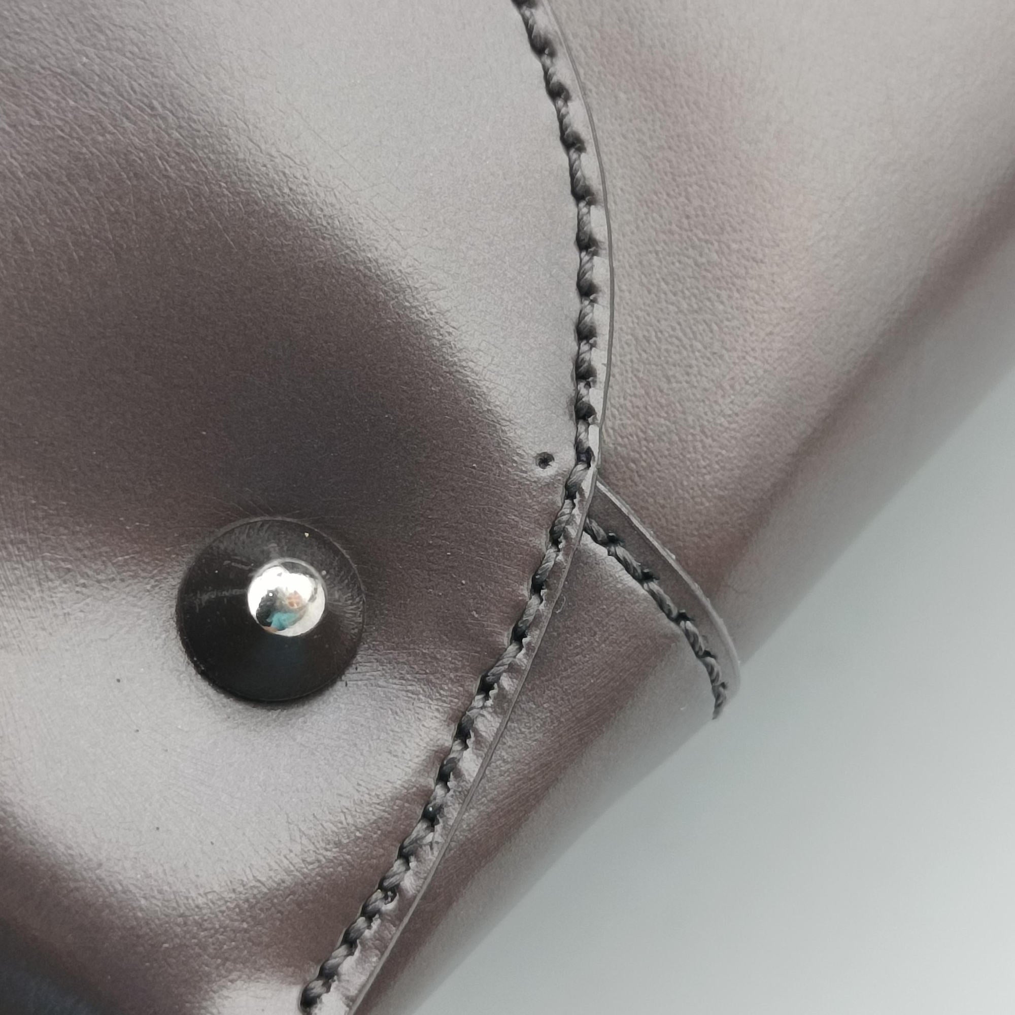 Pre-owned Christian Dior Malice Grey Enamel  handbag | stylenewstar