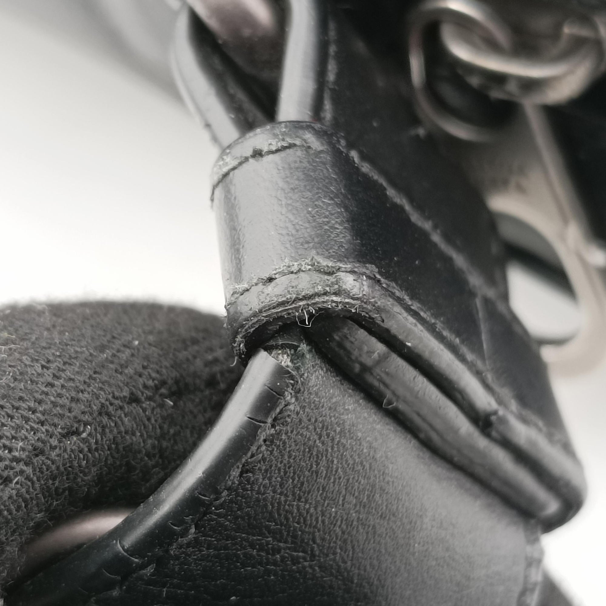 Pre-owned Bottega Veneta Intrecciato Black lambskin  shoulderbag | stylenewstar