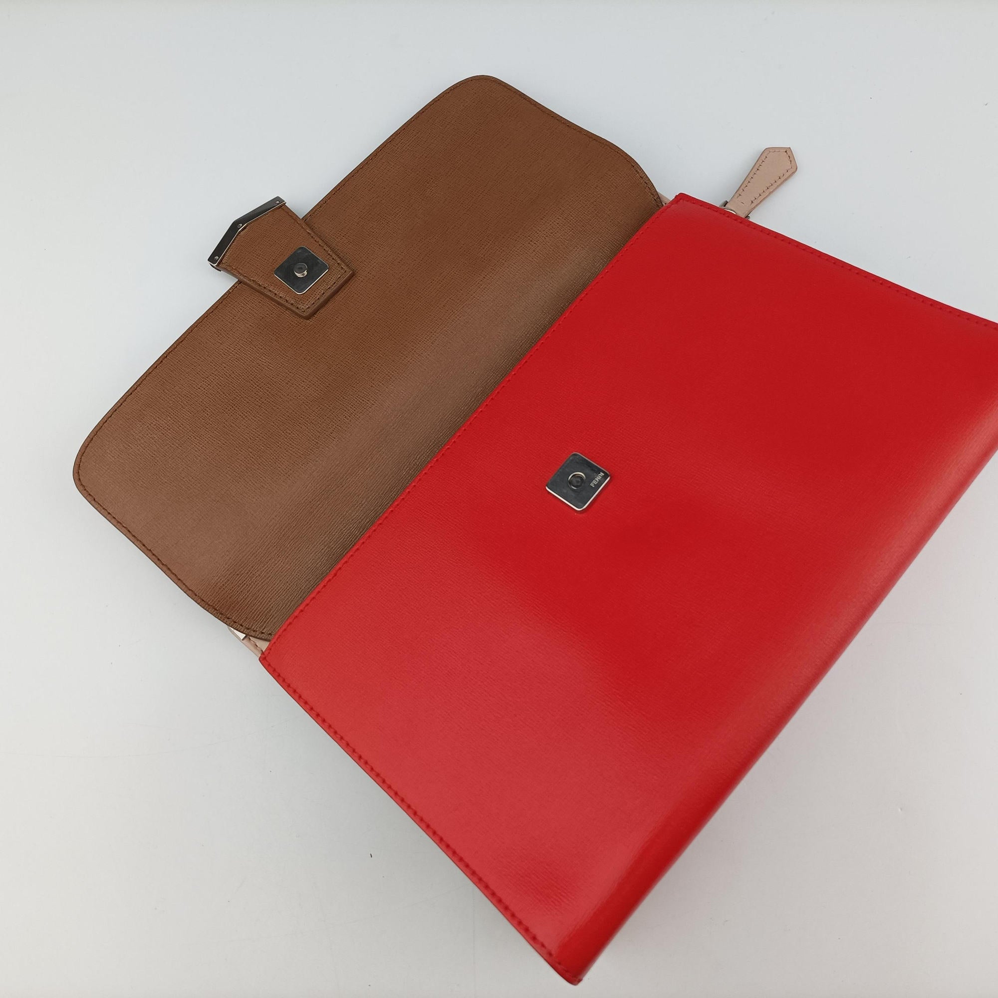 Pre-owned Fendi Demi Jour Red × Brown Leather 8BT222 shoulderbag | stylenewstar