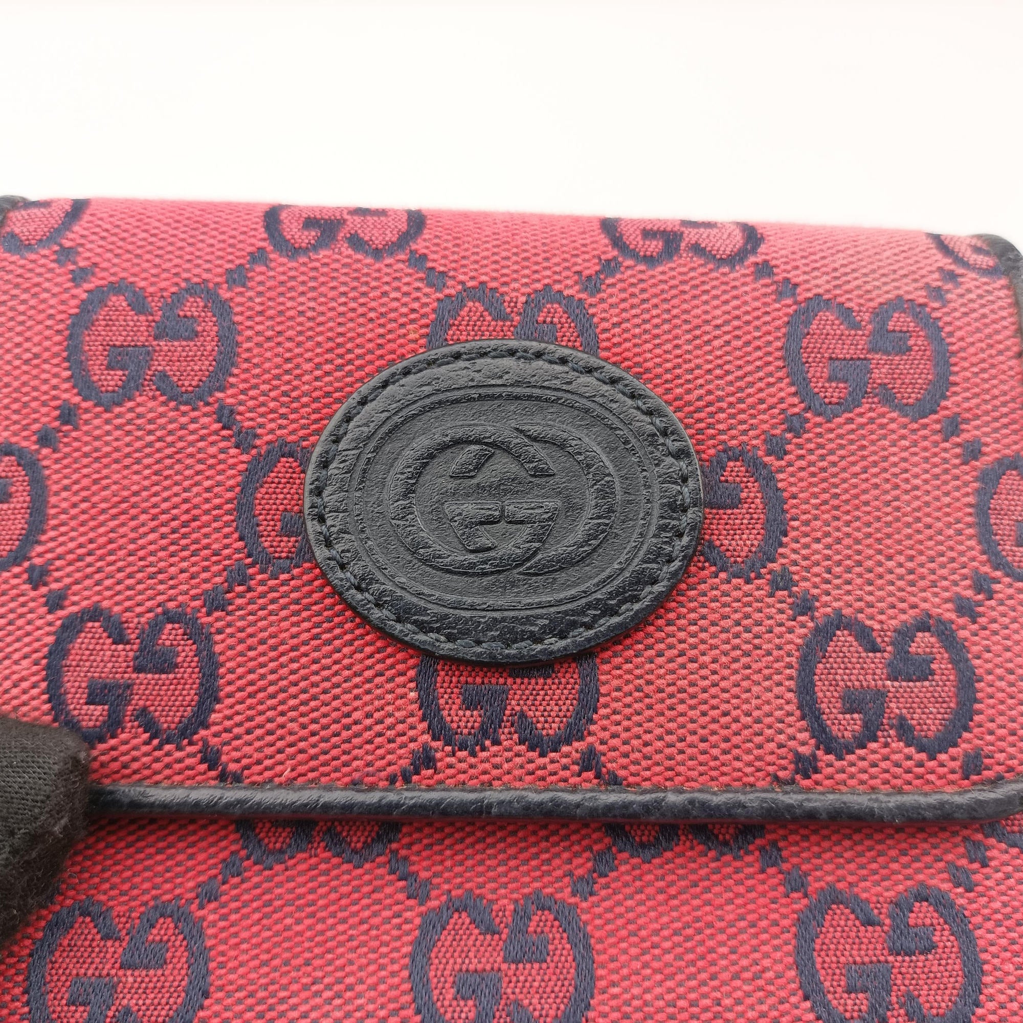 Vintage Gucci Interlocking G Red canvas 661109 shoulderbag | stylenewstar