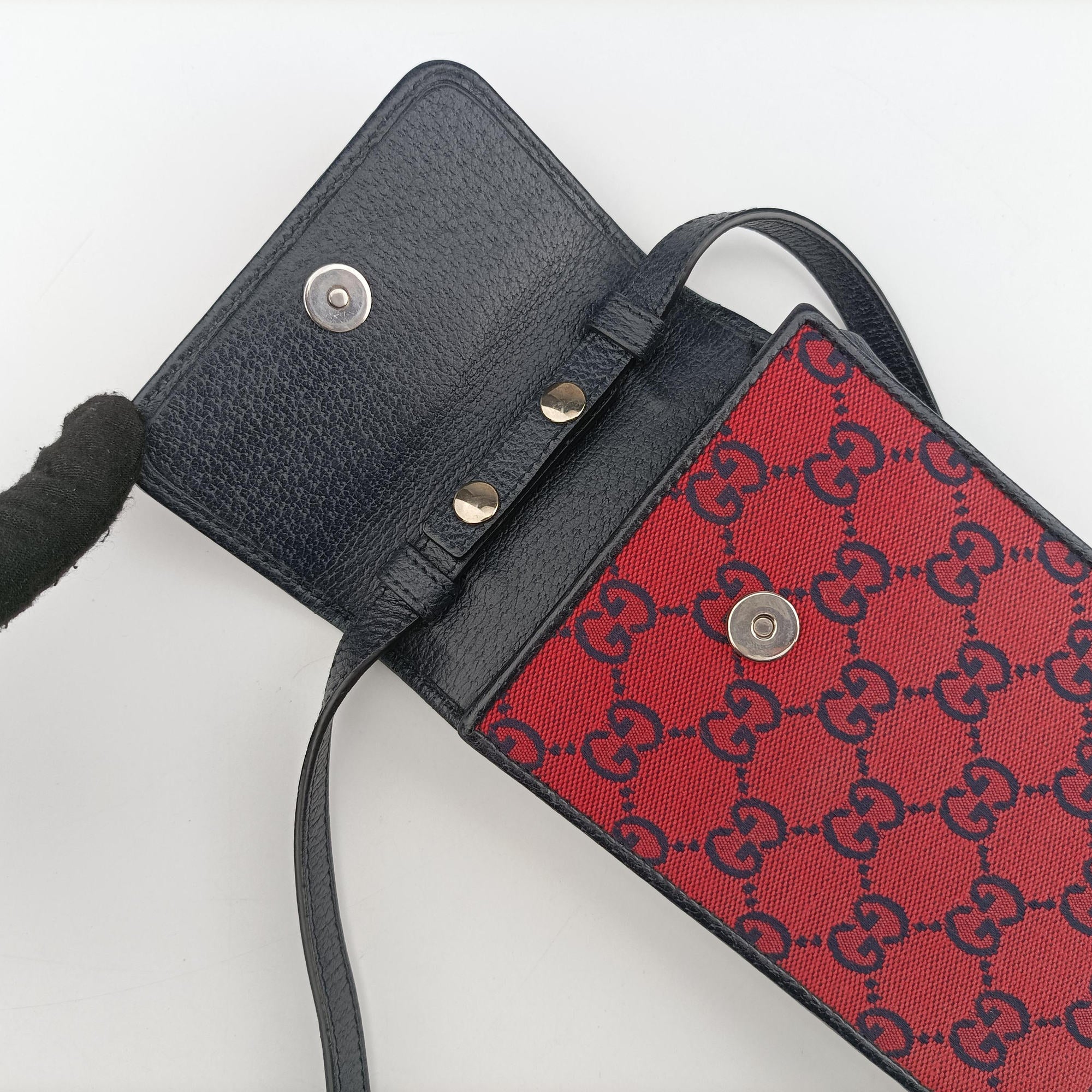 Vintage Gucci Interlocking G Red canvas 661109 shoulderbag | stylenewstar