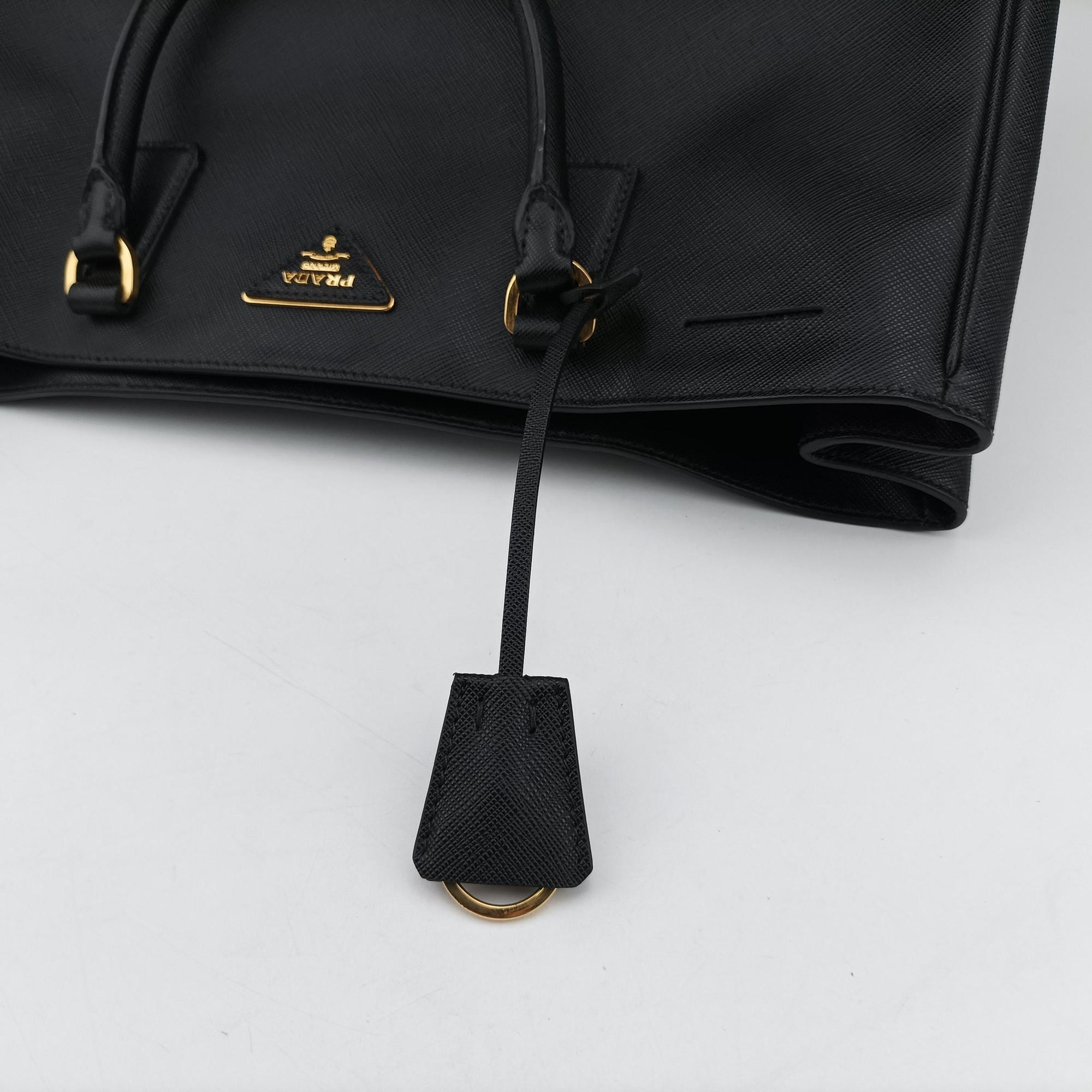Pre-owned Prada Galleria Black SAFFIANO Leather 1BA274 handbag | stylenewstar