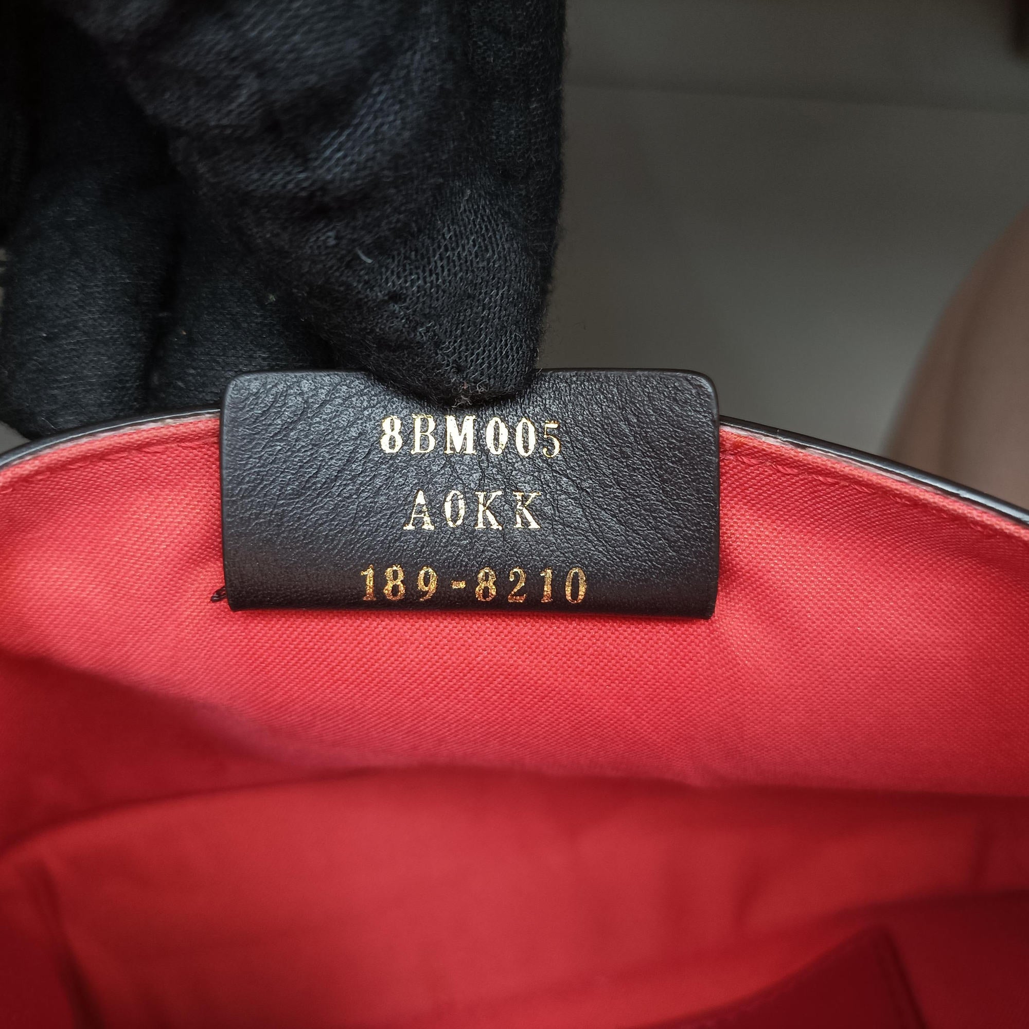 Pre-owned Fendi F is Red Leather 8BM005 shoulderbag | stylenewstar