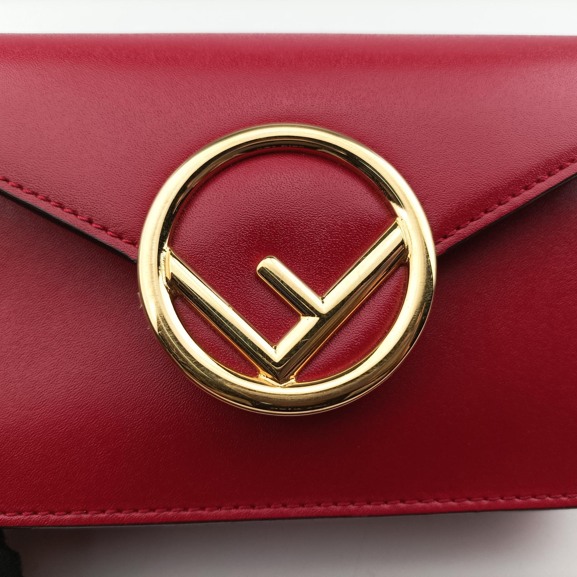 Pre-owned Fendi F is Red Leather 8BM005 shoulderbag | stylenewstar
