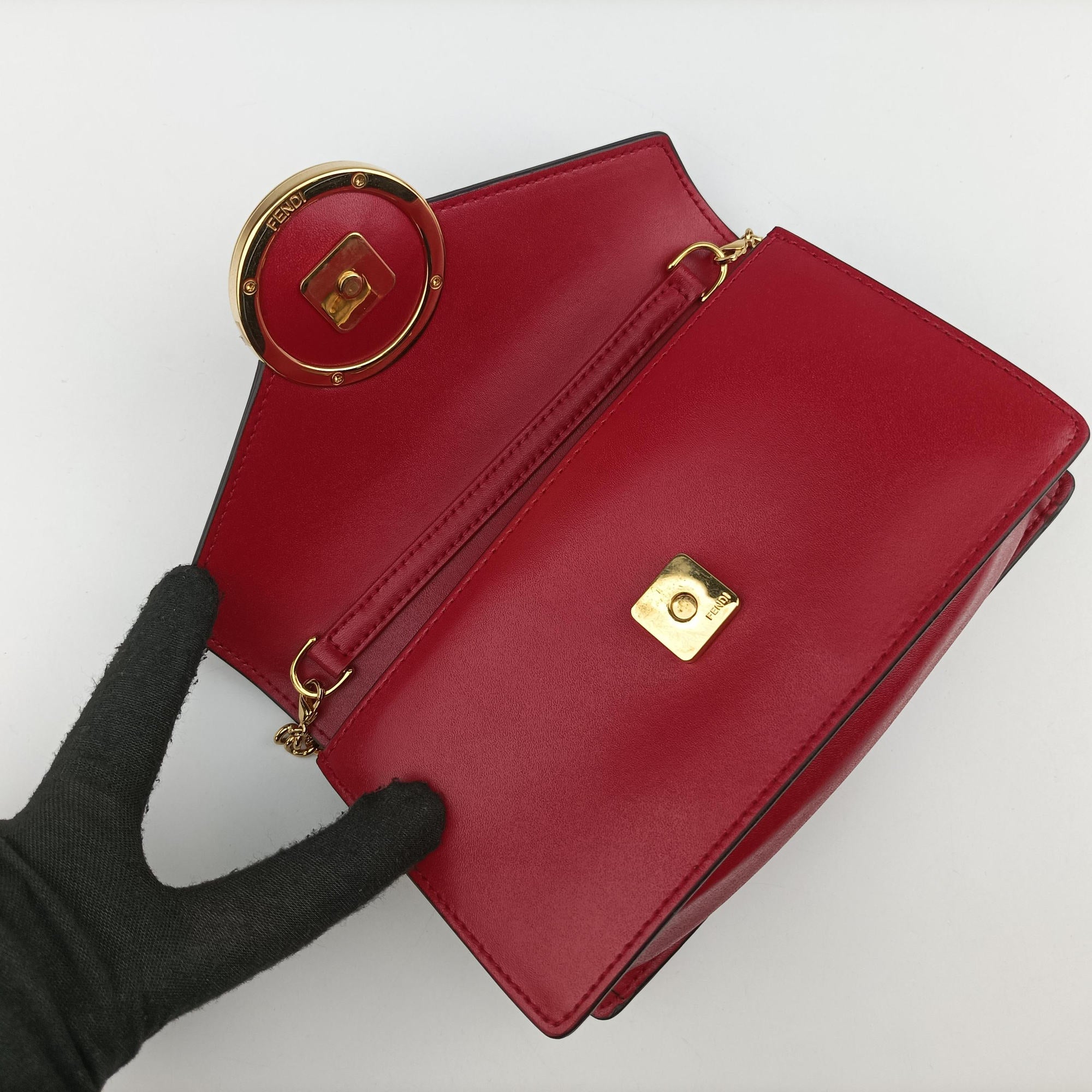 Pre-owned Fendi F is Red Leather 8BM005 shoulderbag | stylenewstar