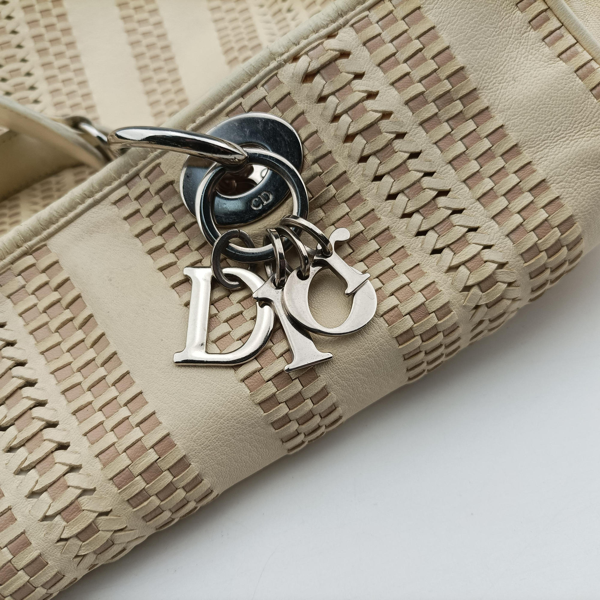 Pre-owned Christian Dior Soft Lady Dior Beige Leather  handbag | stylenewstar