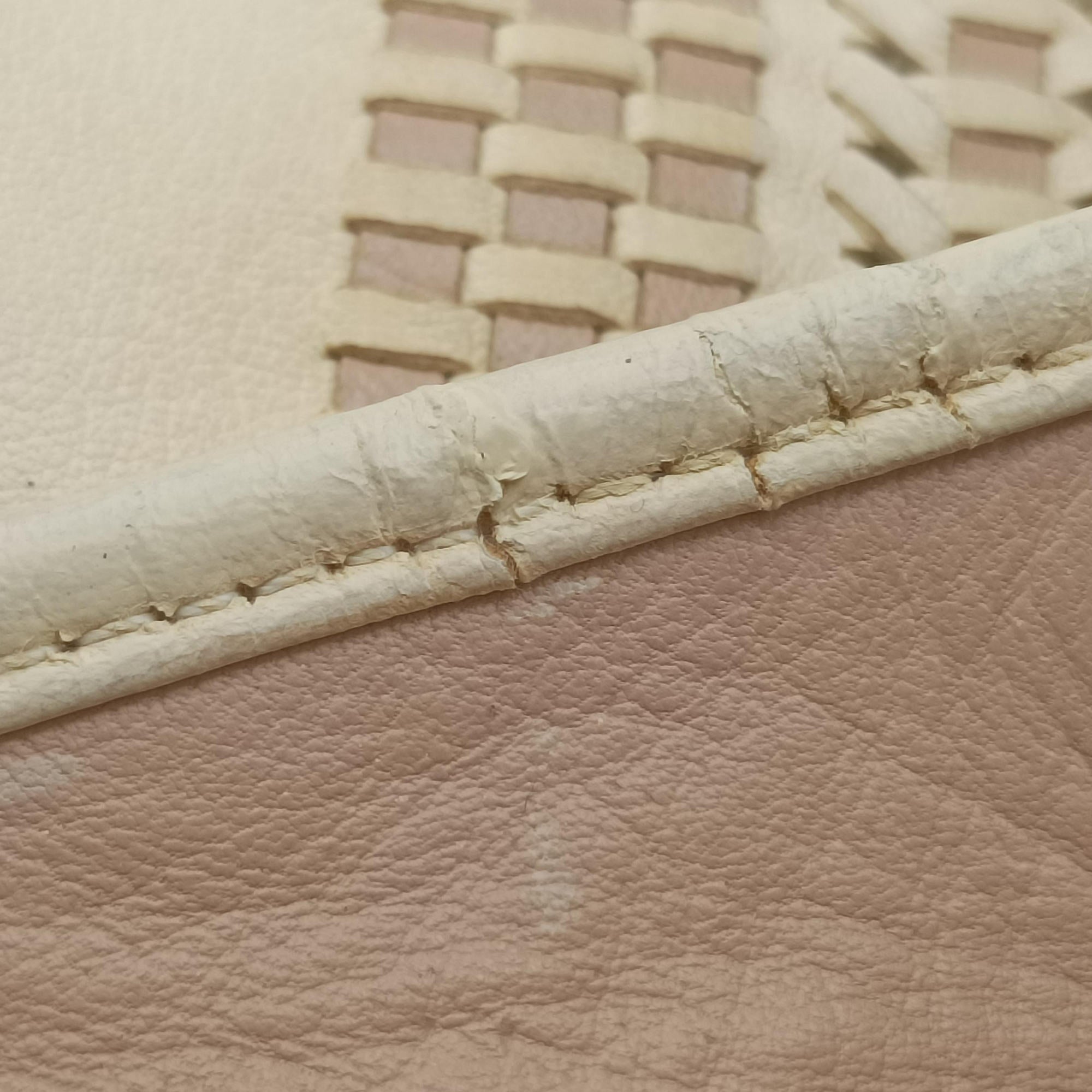 Pre-owned Christian Dior Soft Lady Dior Beige Leather  handbag | stylenewstar