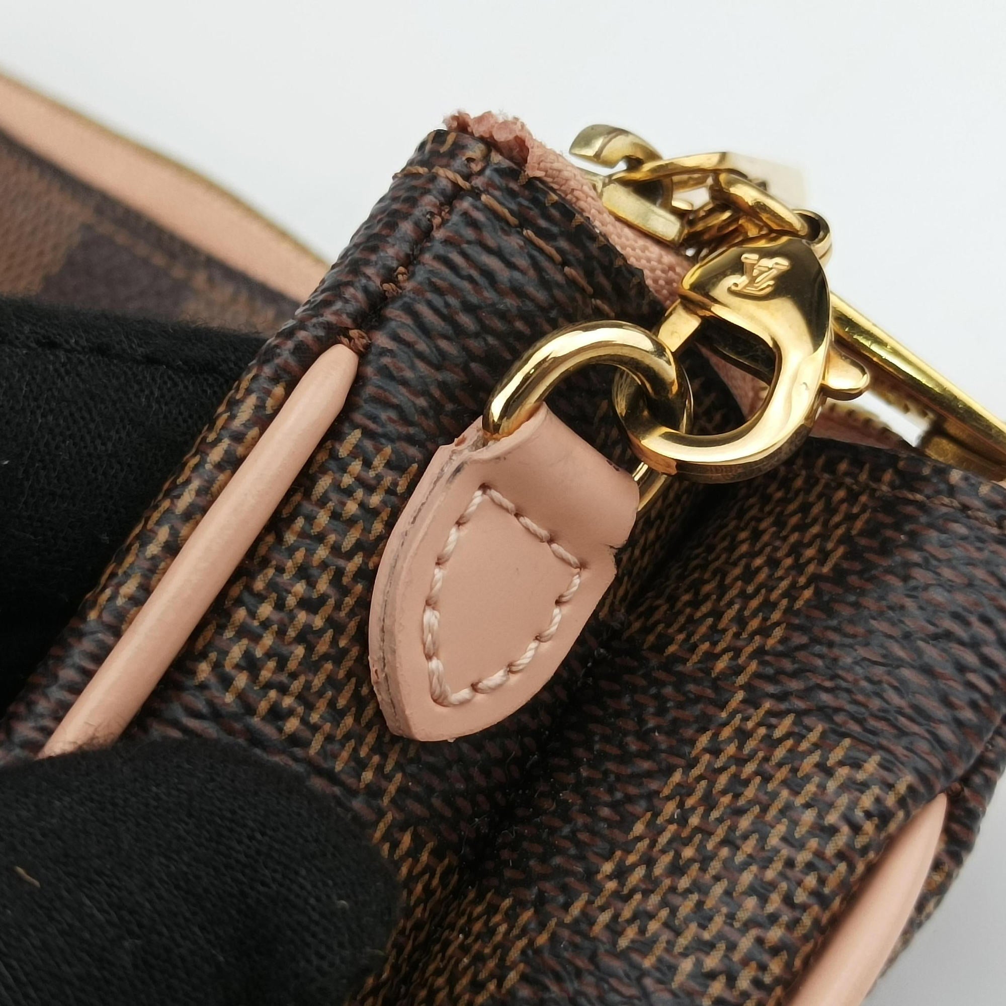 Secondhand Louis Vuitton Pochette Double Zip EBENE×Rose Ballerine Damier Canvas N60254 shoulderbag | stylenewstar